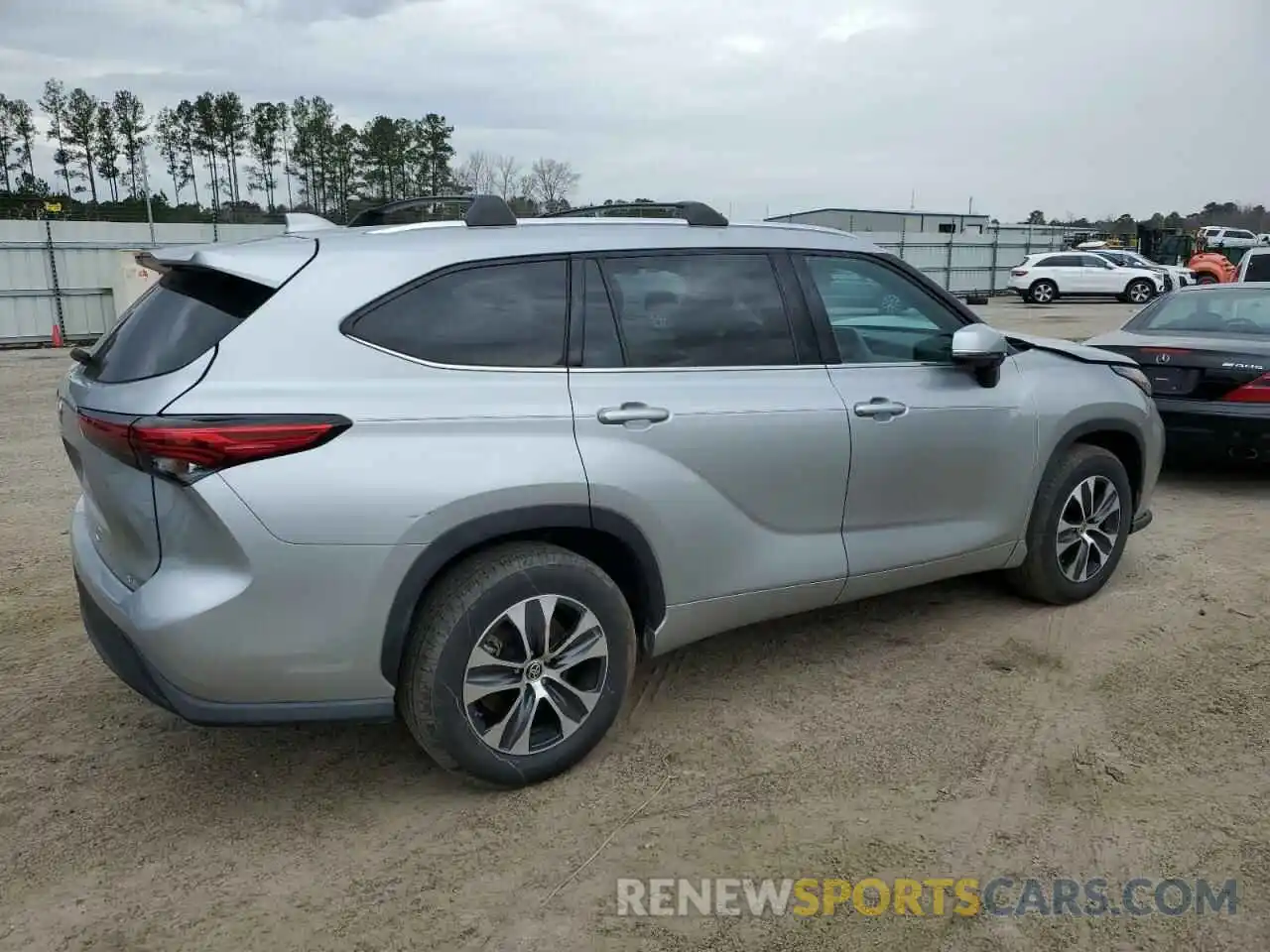 3 Photograph of a damaged car 5TDGZRAH2LS512289 TOYOTA HIGHLANDER 2020