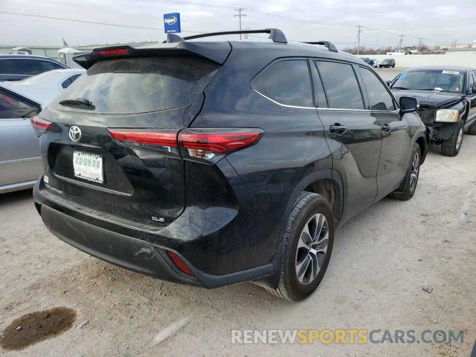 4 Photograph of a damaged car 5TDGZRAH2LS512681 TOYOTA HIGHLANDER 2020