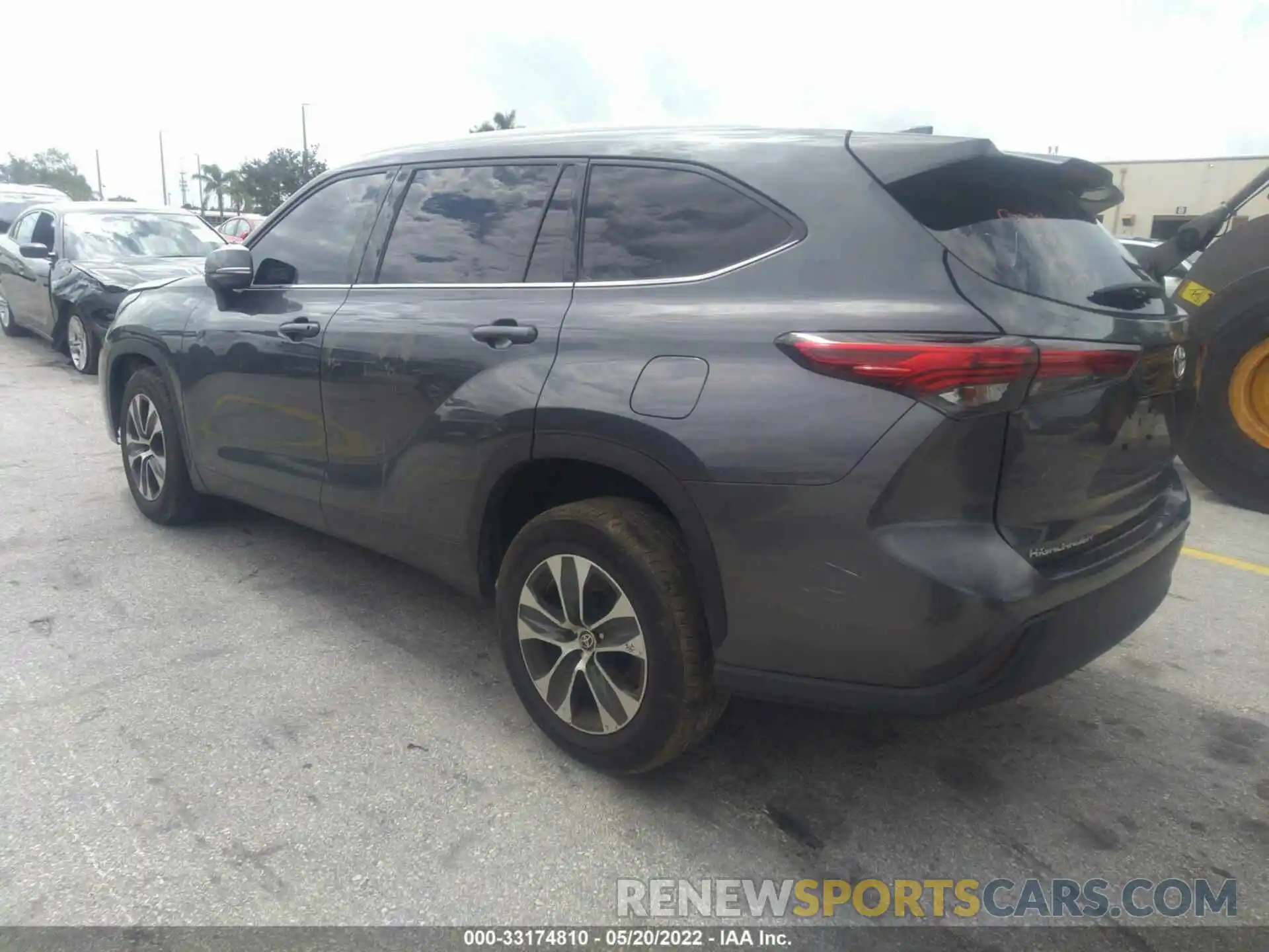 3 Photograph of a damaged car 5TDGZRAH3LS009354 TOYOTA HIGHLANDER 2020