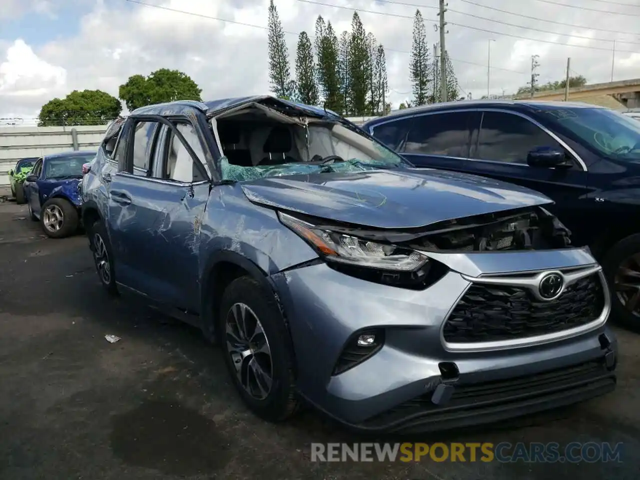 1 Photograph of a damaged car 5TDGZRAH3LS009595 TOYOTA HIGHLANDER 2020