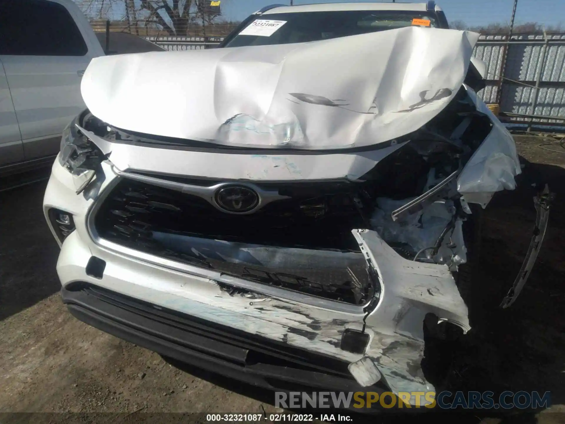 6 Photograph of a damaged car 5TDGZRAH3LS026610 TOYOTA HIGHLANDER 2020