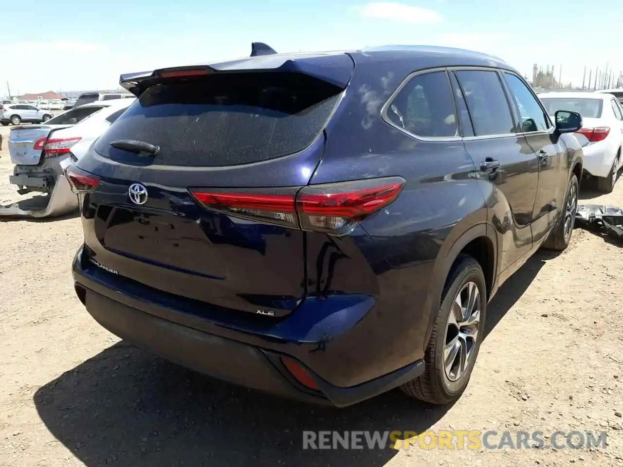 4 Photograph of a damaged car 5TDGZRAH3LS505304 TOYOTA HIGHLANDER 2020