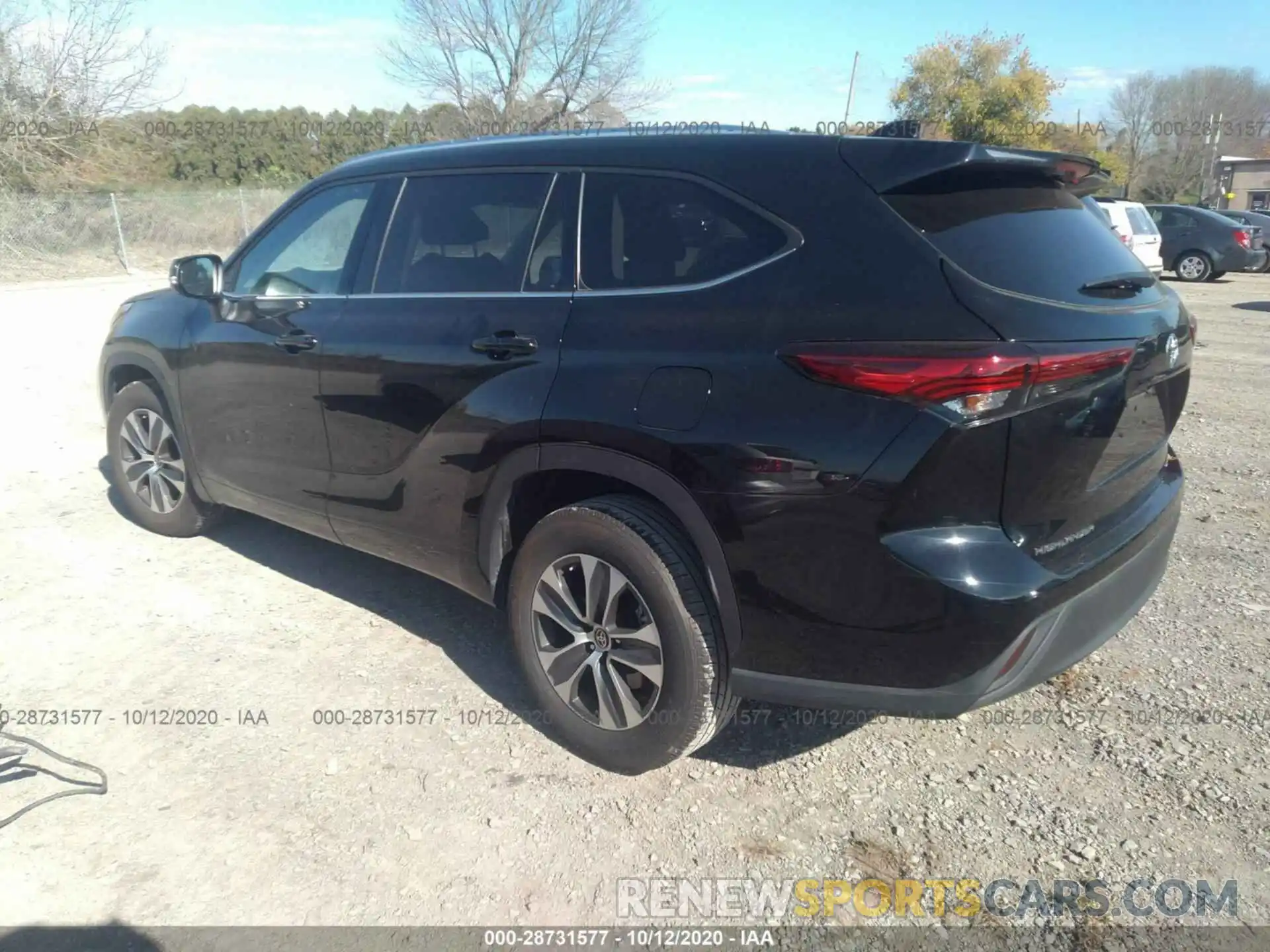 3 Photograph of a damaged car 5TDGZRAH3LS505738 TOYOTA HIGHLANDER 2020