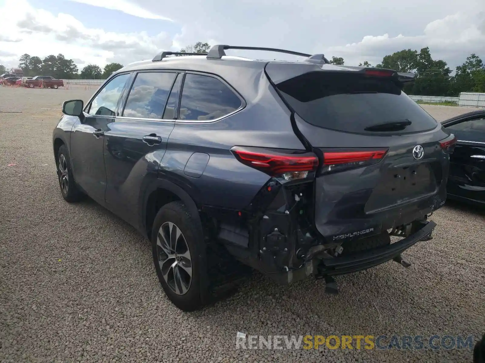 3 Photograph of a damaged car 5TDGZRAH4LS003658 TOYOTA HIGHLANDER 2020