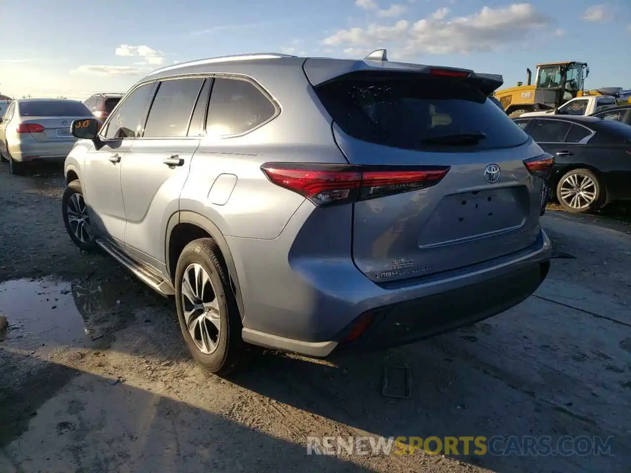 3 Photograph of a damaged car 5TDGZRAH4LS007838 TOYOTA HIGHLANDER 2020