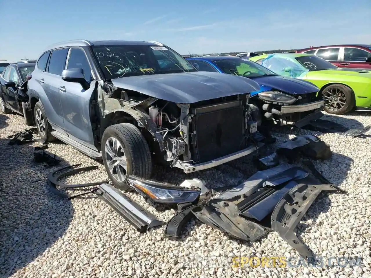 1 Photograph of a damaged car 5TDGZRAH4LS008844 TOYOTA HIGHLANDER 2020