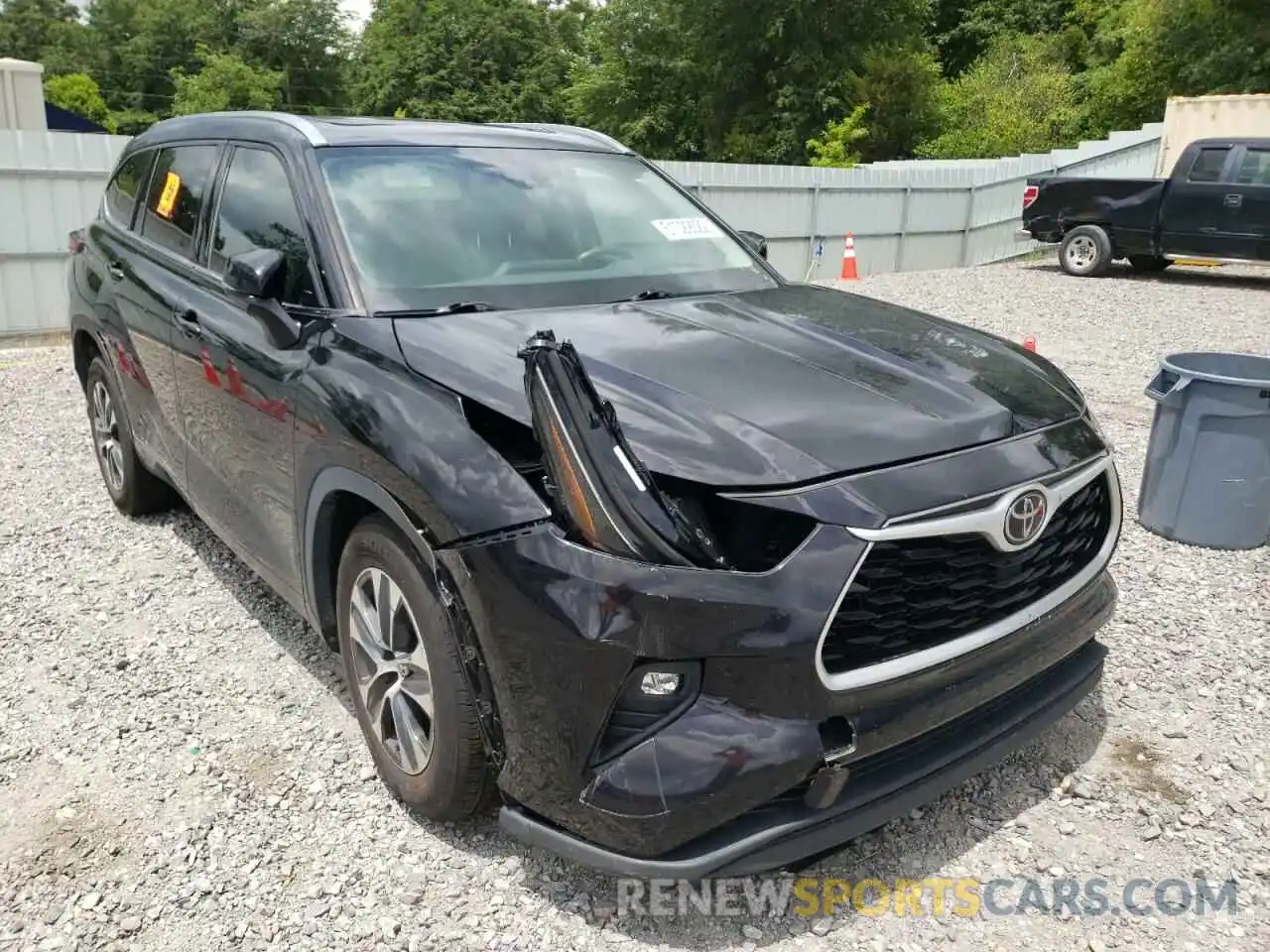 9 Photograph of a damaged car 5TDGZRAH4LS019889 TOYOTA HIGHLANDER 2020