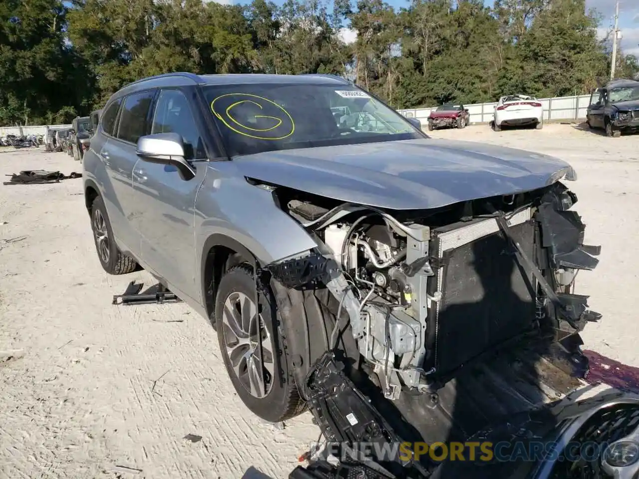 1 Photograph of a damaged car 5TDGZRAH4LS501097 TOYOTA HIGHLANDER 2020