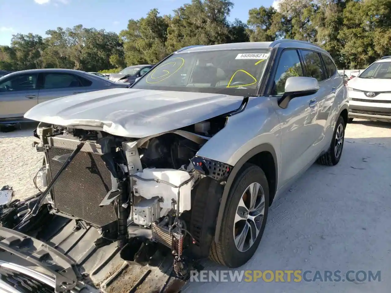 2 Photograph of a damaged car 5TDGZRAH4LS501097 TOYOTA HIGHLANDER 2020