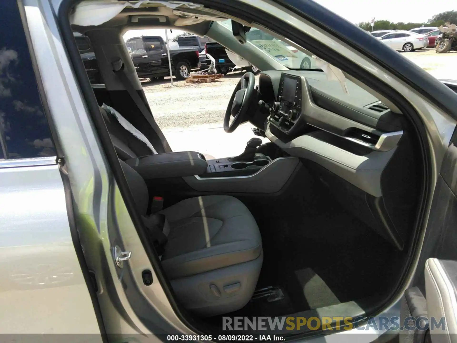 5 Photograph of a damaged car 5TDGZRAH4LS503500 TOYOTA HIGHLANDER 2020