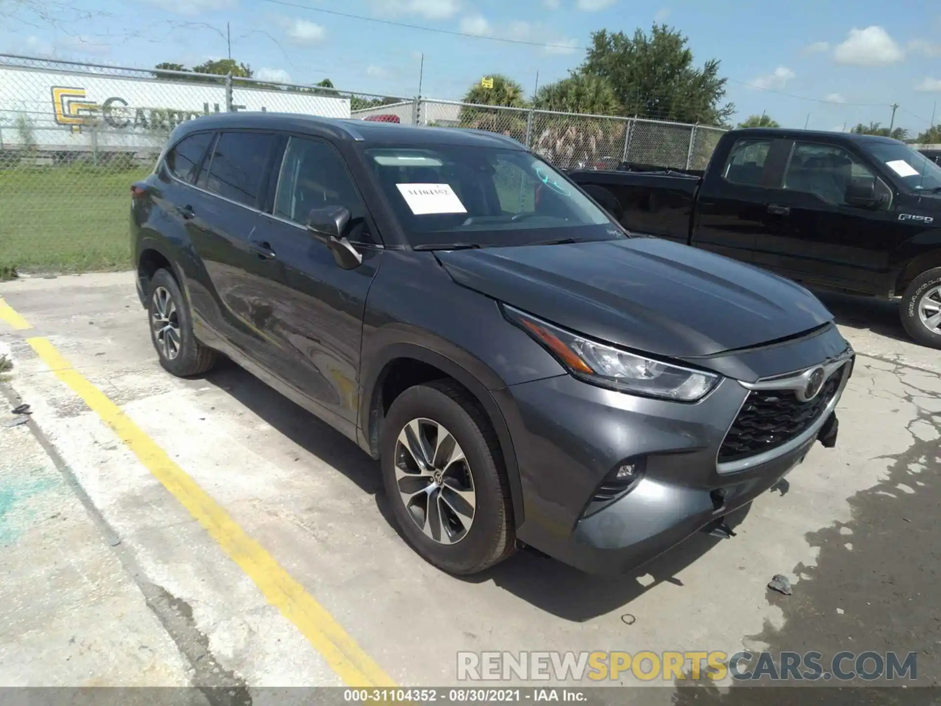 1 Photograph of a damaged car 5TDGZRAH4LS505294 TOYOTA HIGHLANDER 2020