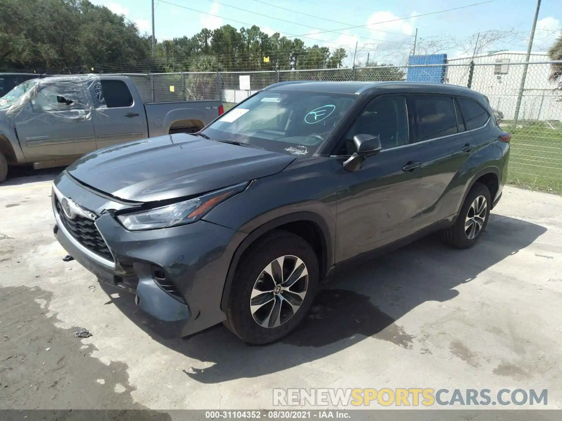 2 Photograph of a damaged car 5TDGZRAH4LS505294 TOYOTA HIGHLANDER 2020