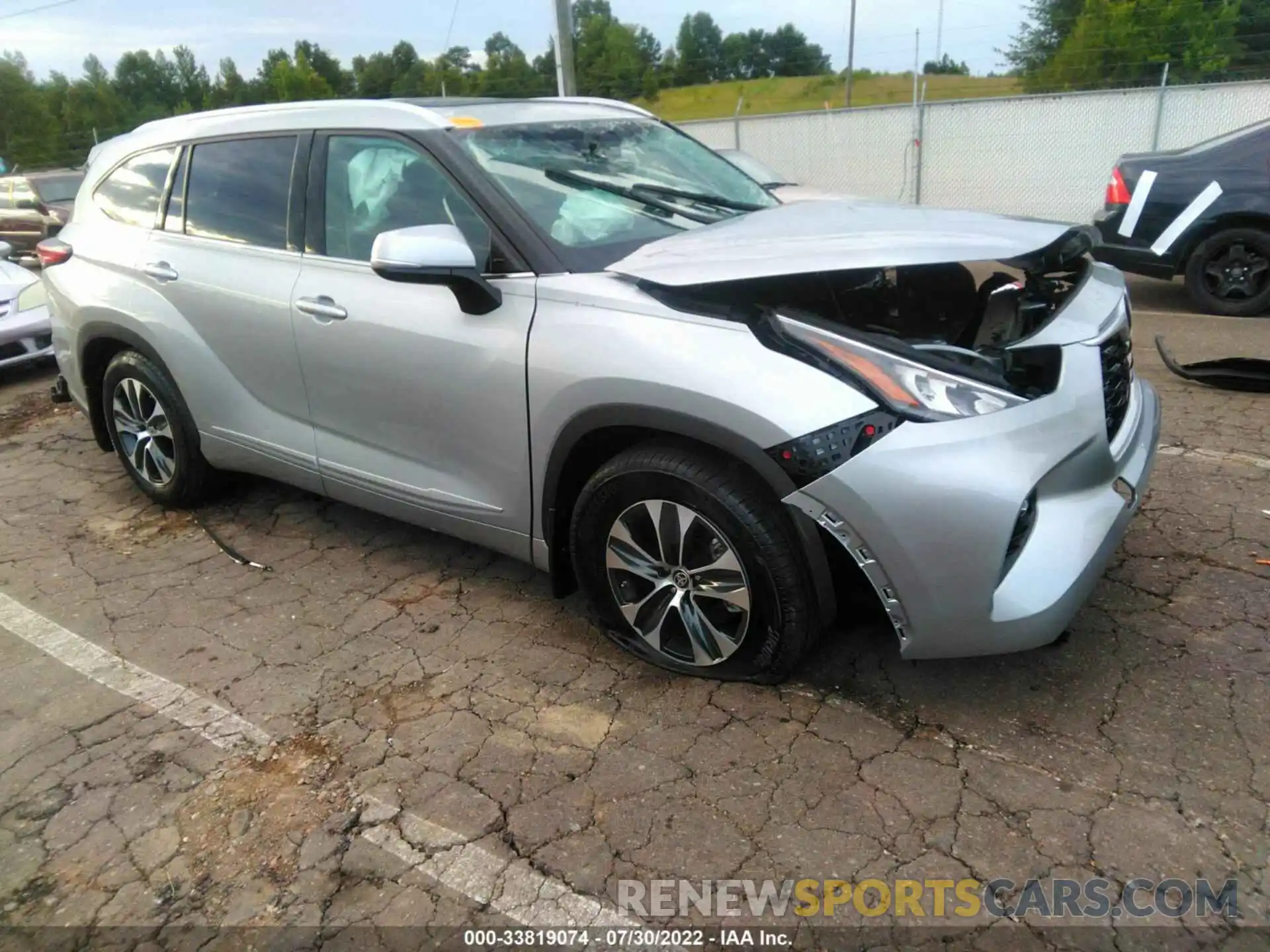 1 Photograph of a damaged car 5TDGZRAH4LS508986 TOYOTA HIGHLANDER 2020