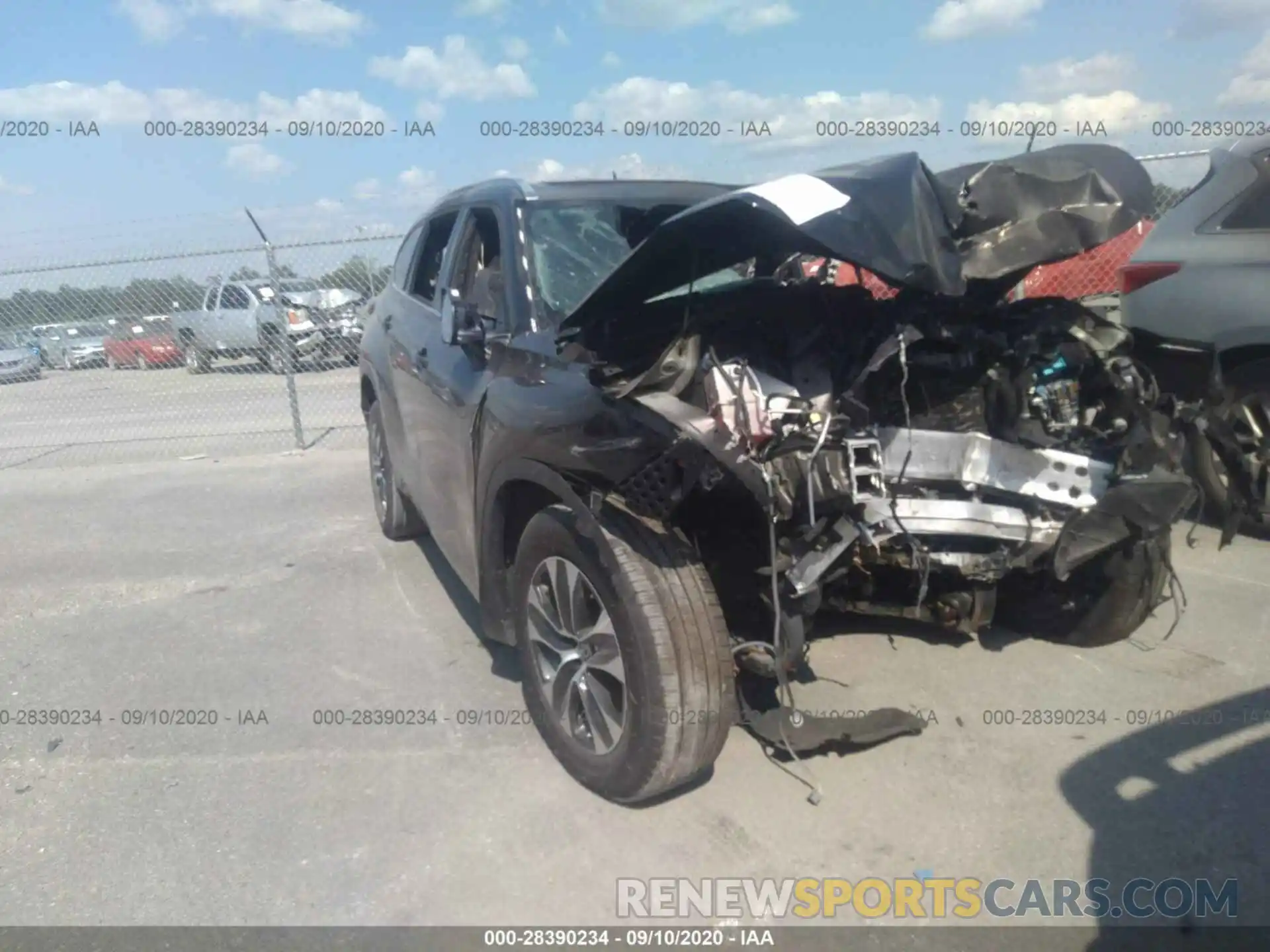 1 Photograph of a damaged car 5TDGZRAH5LS005368 TOYOTA HIGHLANDER 2020