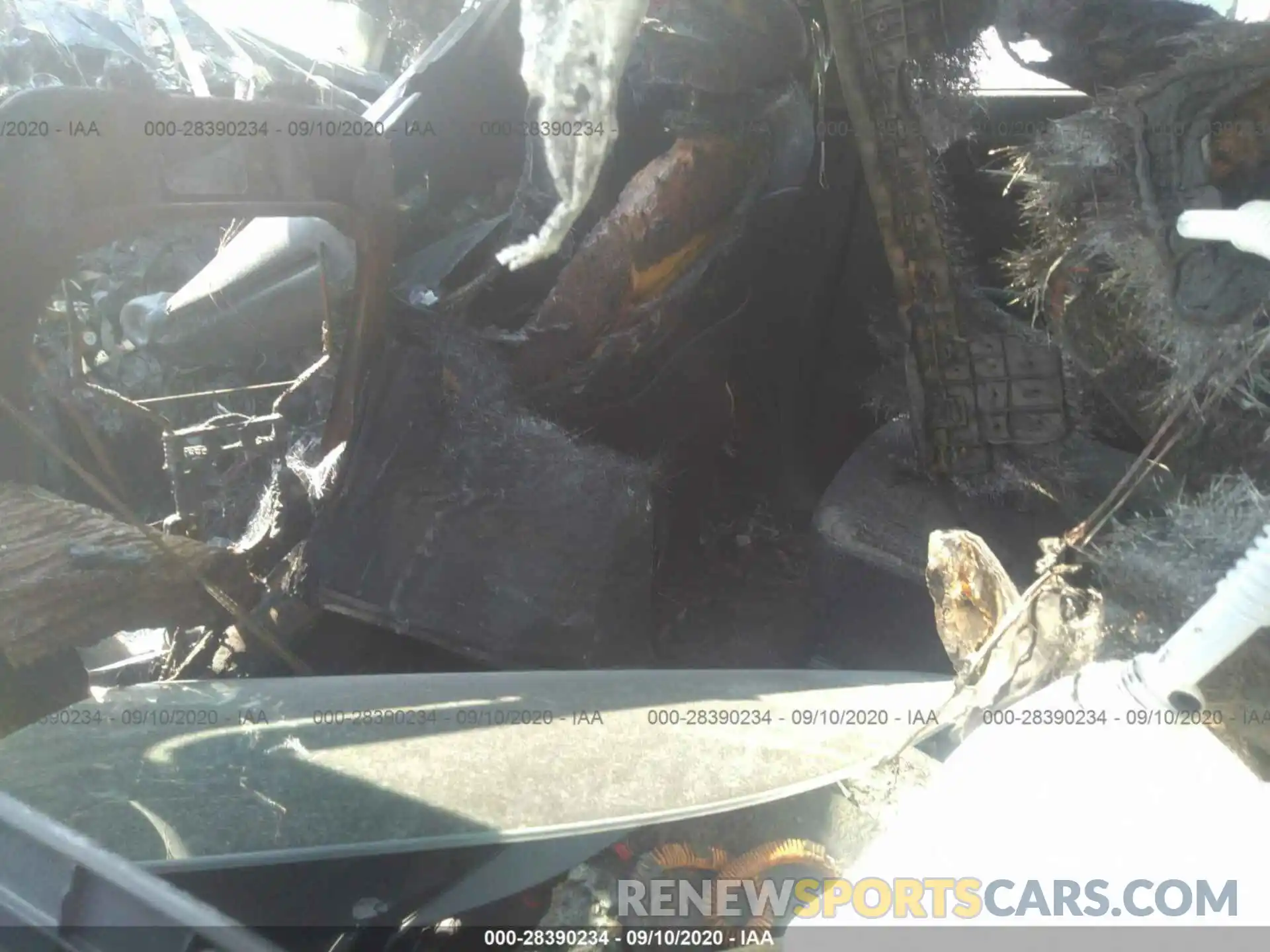 8 Photograph of a damaged car 5TDGZRAH5LS005368 TOYOTA HIGHLANDER 2020