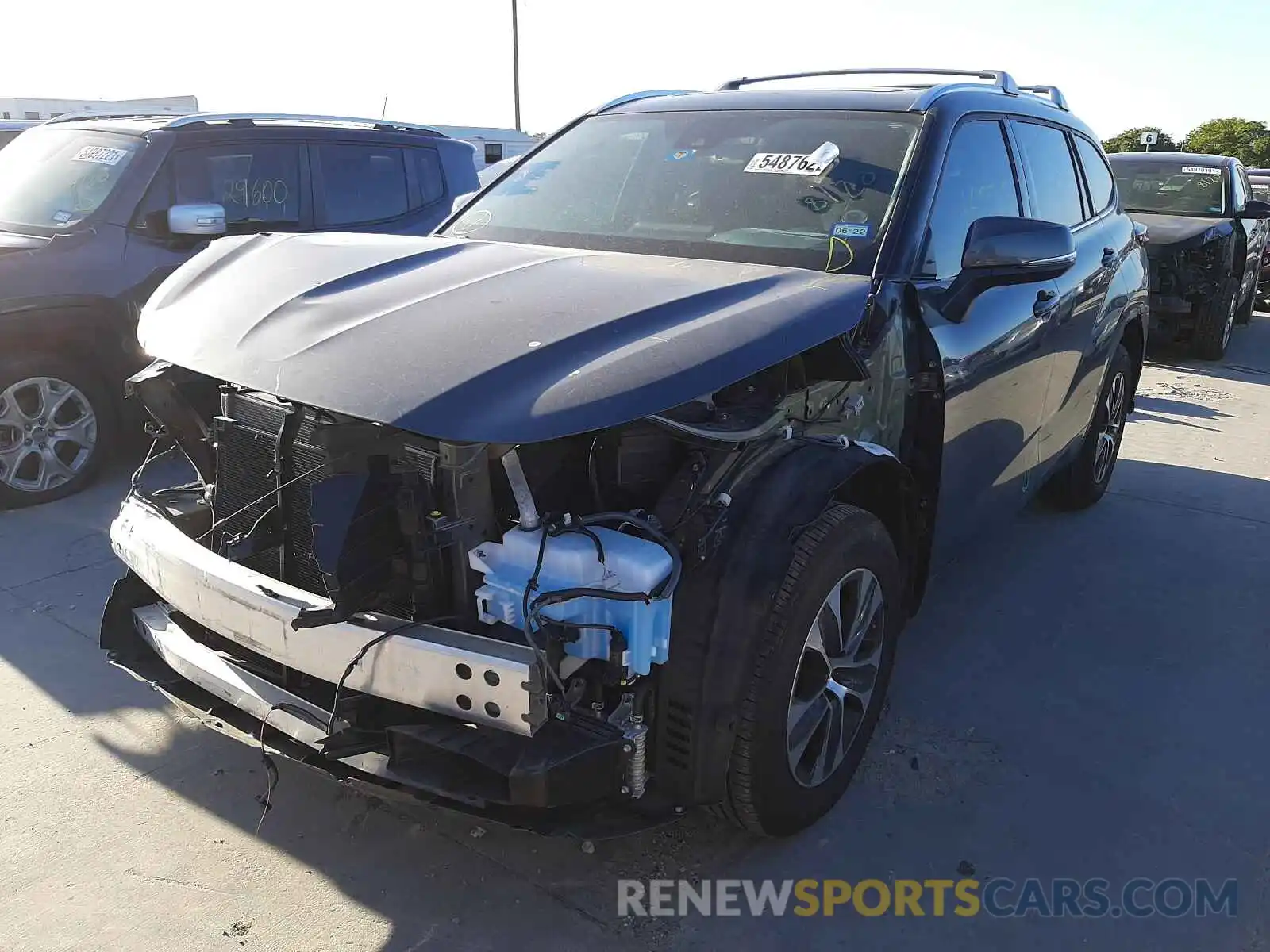 2 Photograph of a damaged car 5TDGZRAH5LS014989 TOYOTA HIGHLANDER 2020