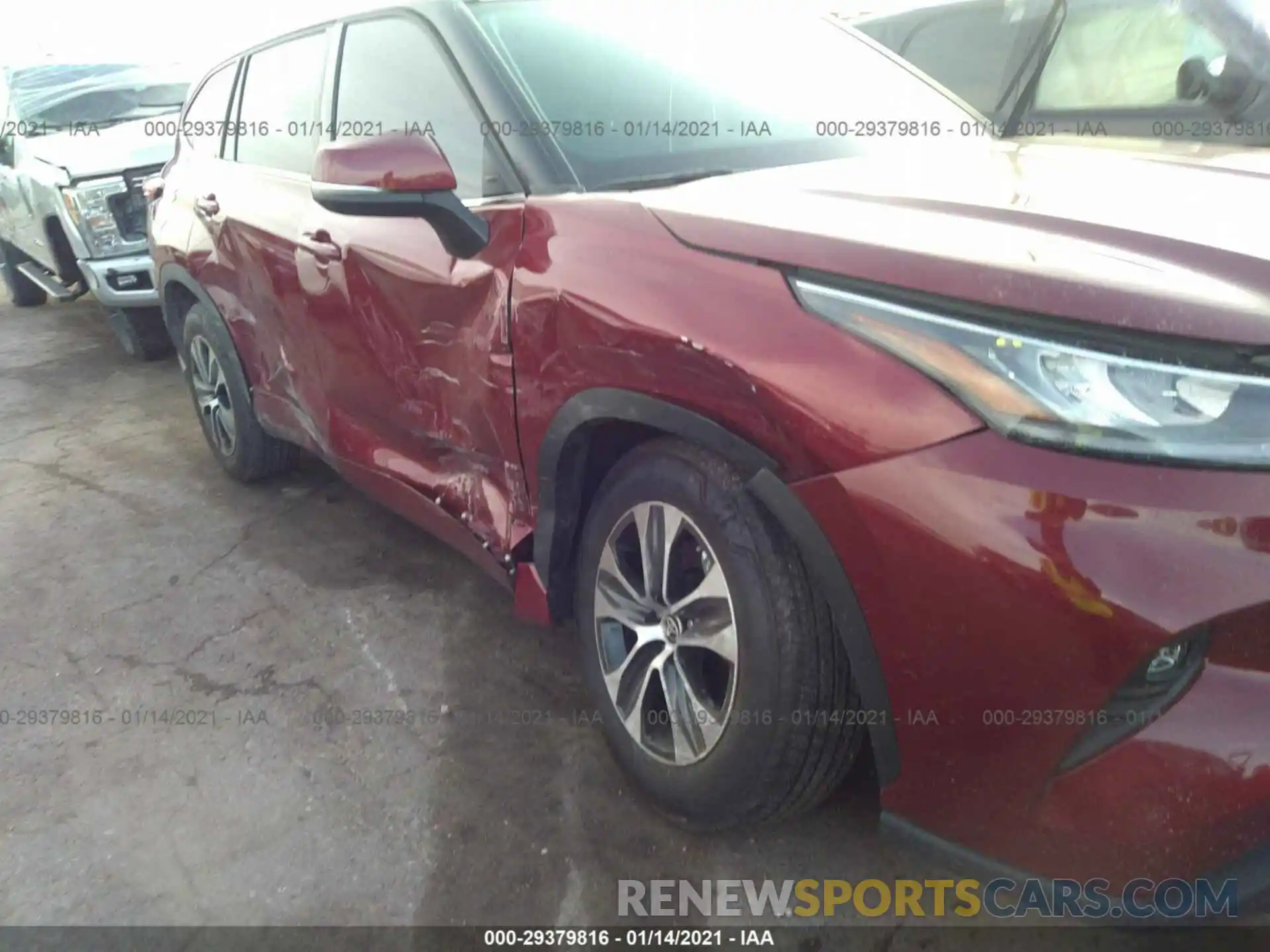 6 Photograph of a damaged car 5TDGZRAH5LS021005 TOYOTA HIGHLANDER 2020