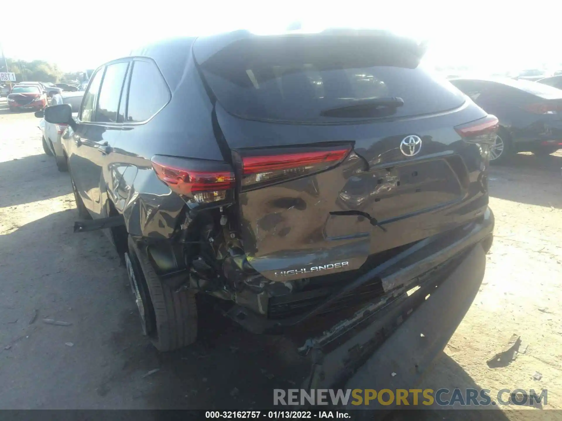 6 Photograph of a damaged car 5TDGZRAH5LS023918 TOYOTA HIGHLANDER 2020