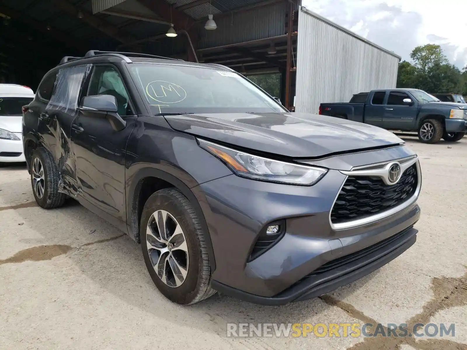 1 Photograph of a damaged car 5TDGZRAH5LS509824 TOYOTA HIGHLANDER 2020