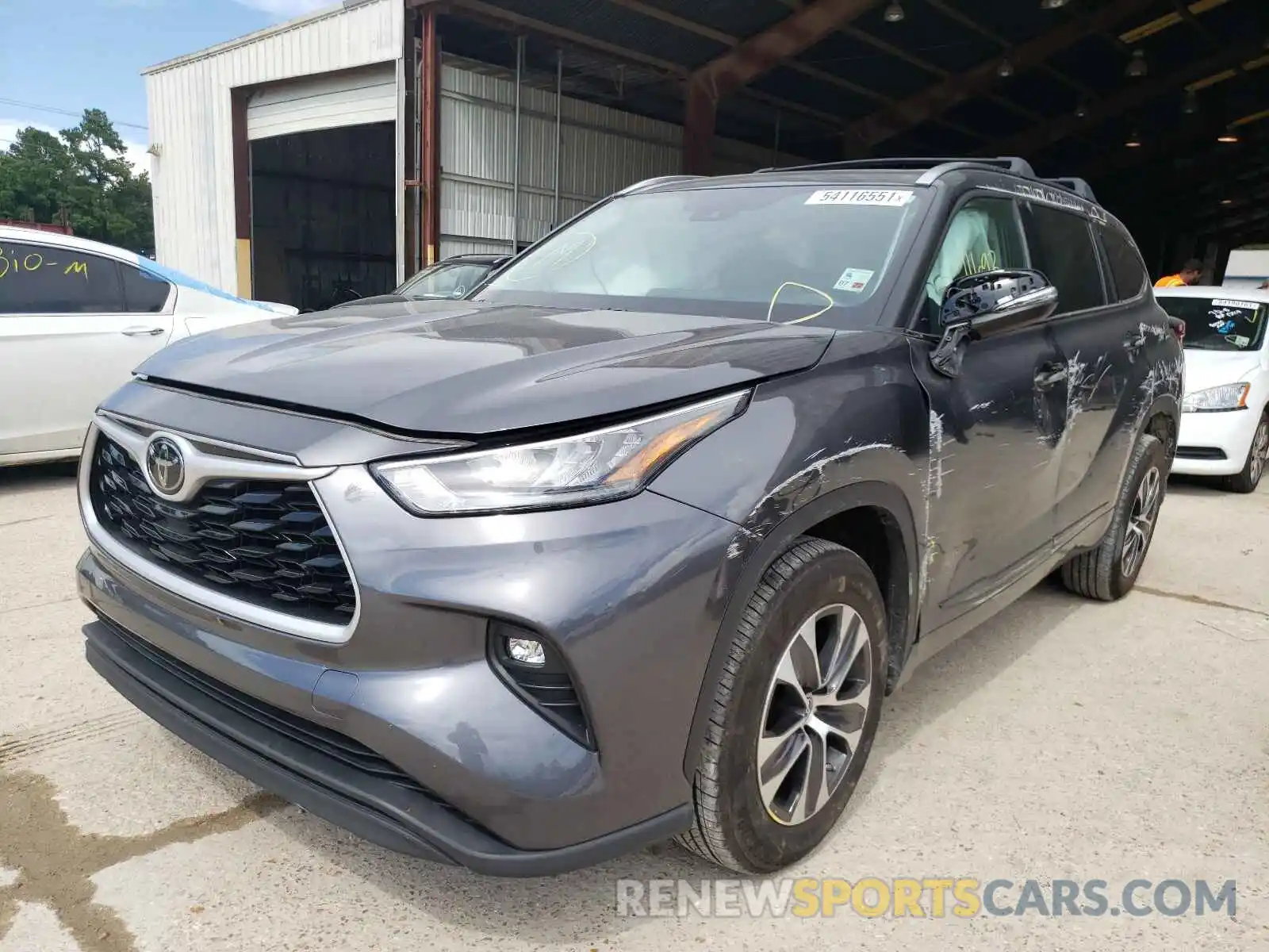 2 Photograph of a damaged car 5TDGZRAH5LS509824 TOYOTA HIGHLANDER 2020