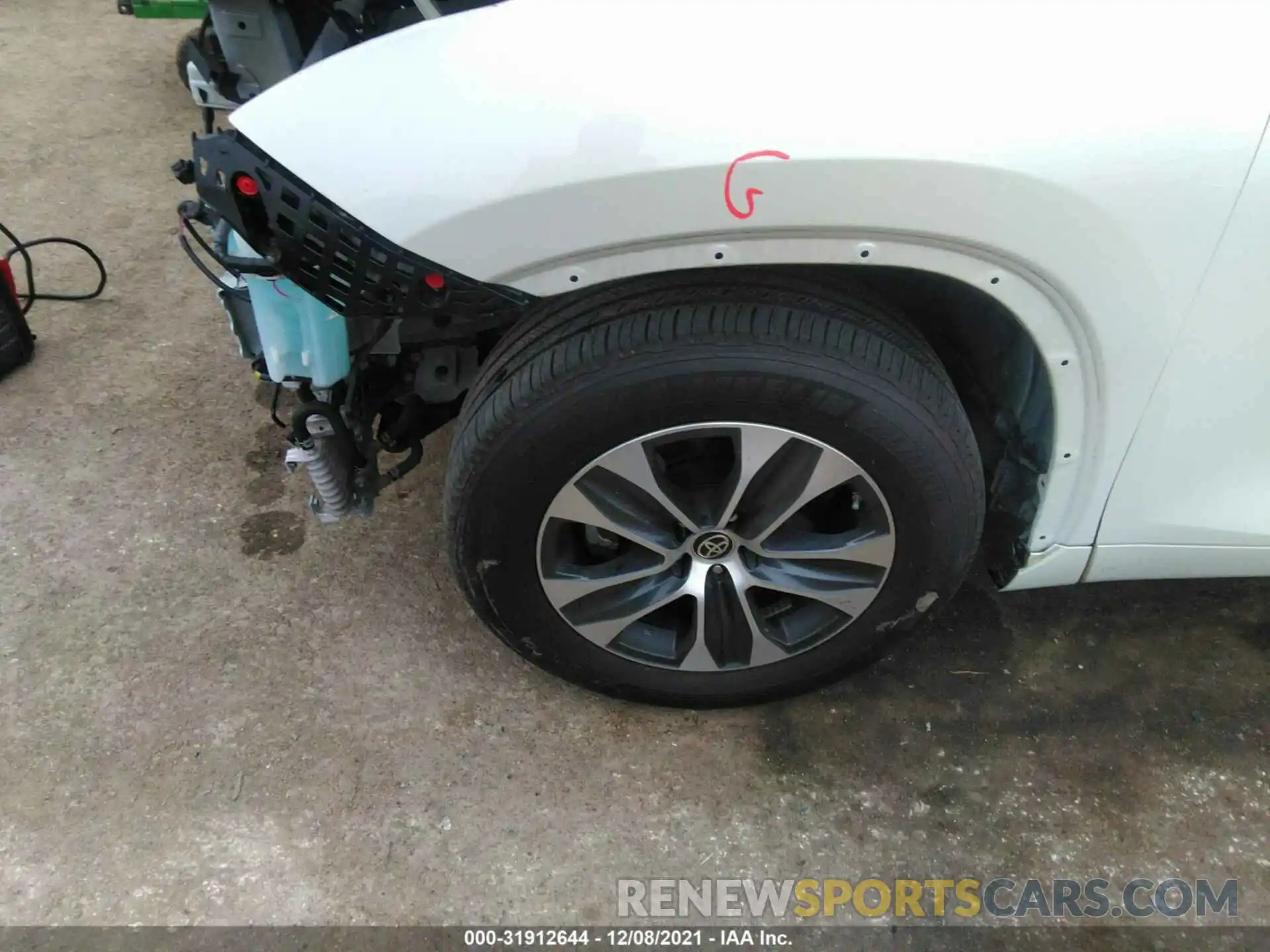 12 Photograph of a damaged car 5TDGZRAH5LS513131 TOYOTA HIGHLANDER 2020