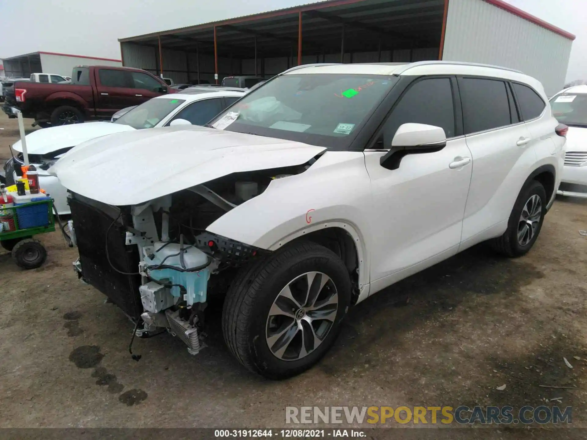 2 Photograph of a damaged car 5TDGZRAH5LS513131 TOYOTA HIGHLANDER 2020