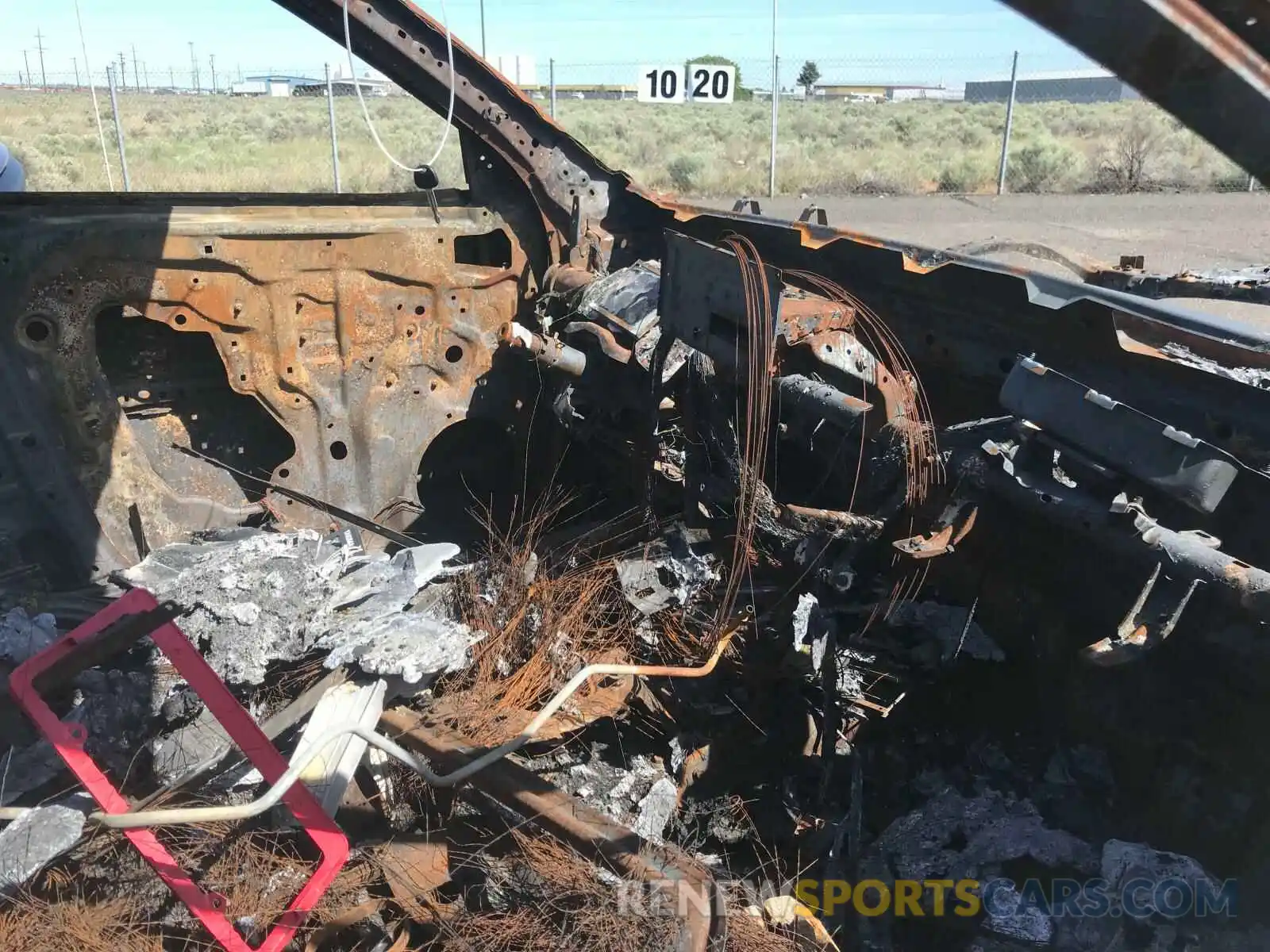 5 Photograph of a damaged car 5TDGZRAH6LS003306 TOYOTA HIGHLANDER 2020