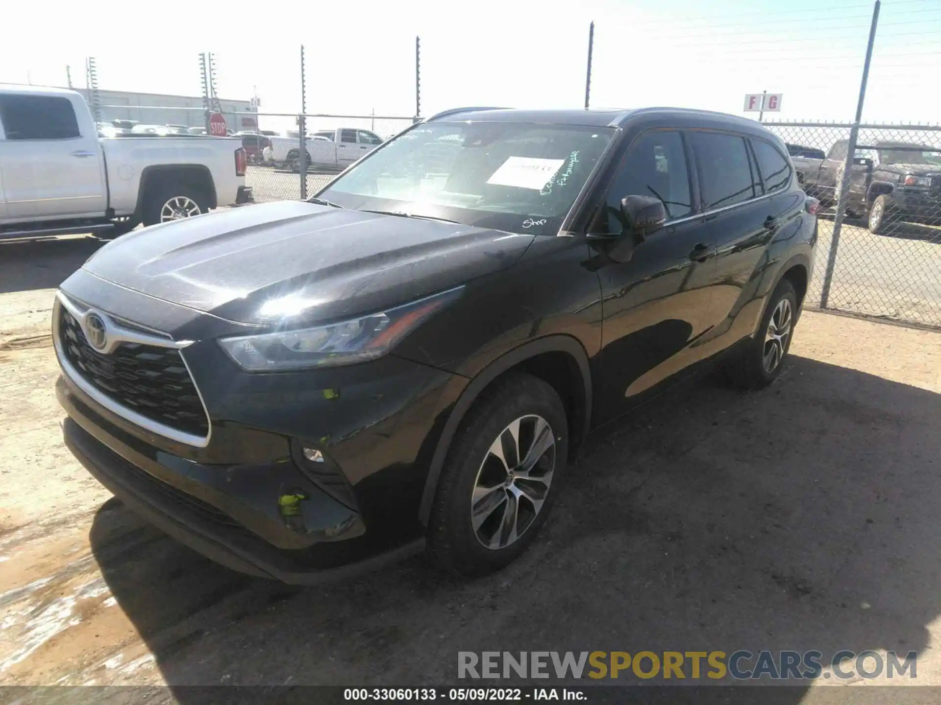 2 Photograph of a damaged car 5TDGZRAH6LS502218 TOYOTA HIGHLANDER 2020