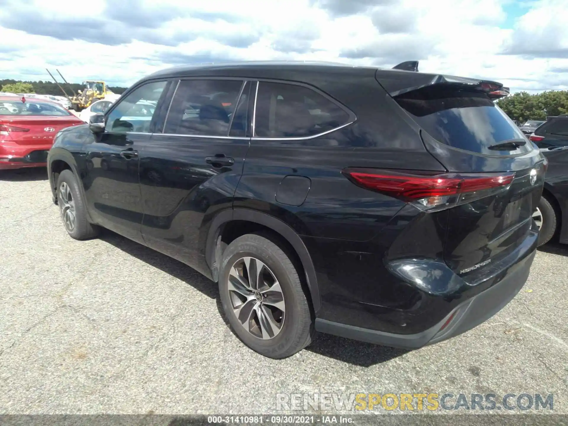 3 Photograph of a damaged car 5TDGZRAH6LS505331 TOYOTA HIGHLANDER 2020