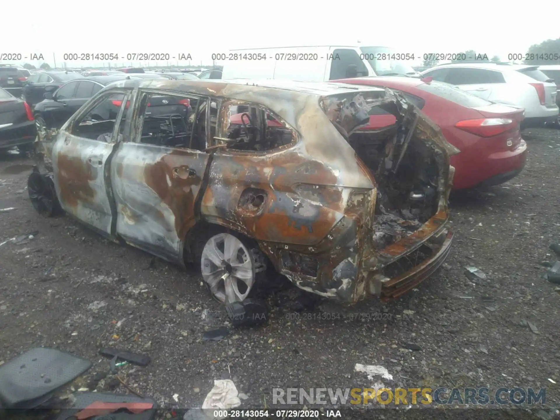 3 Photograph of a damaged car 5TDGZRAH7LS001371 TOYOTA HIGHLANDER 2020