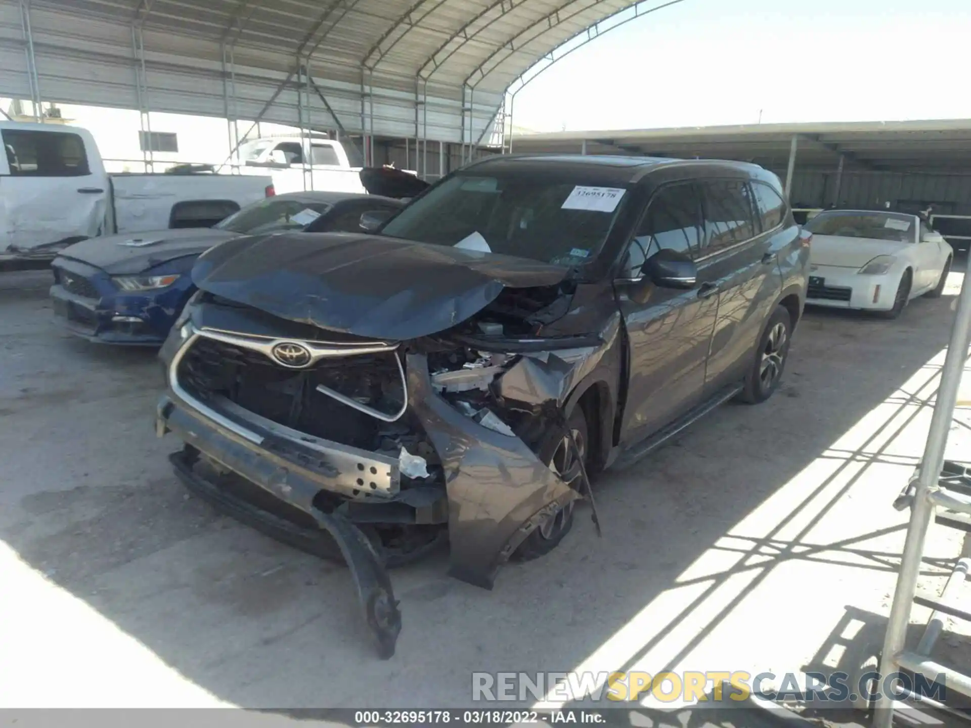 2 Фотография поврежденного автомобиля 5TDGZRAH7LS003279 TOYOTA HIGHLANDER 2020