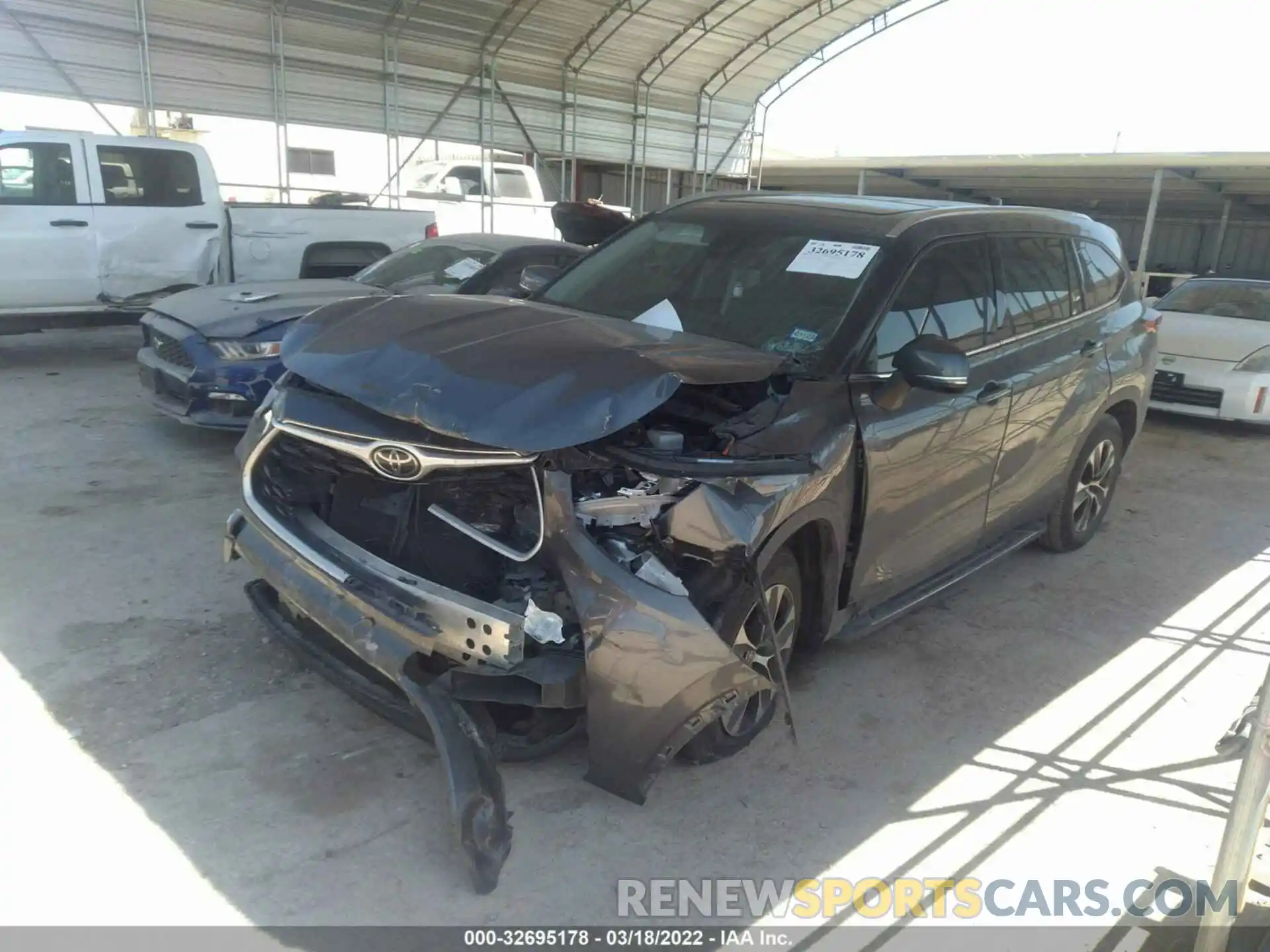 6 Photograph of a damaged car 5TDGZRAH7LS003279 TOYOTA HIGHLANDER 2020