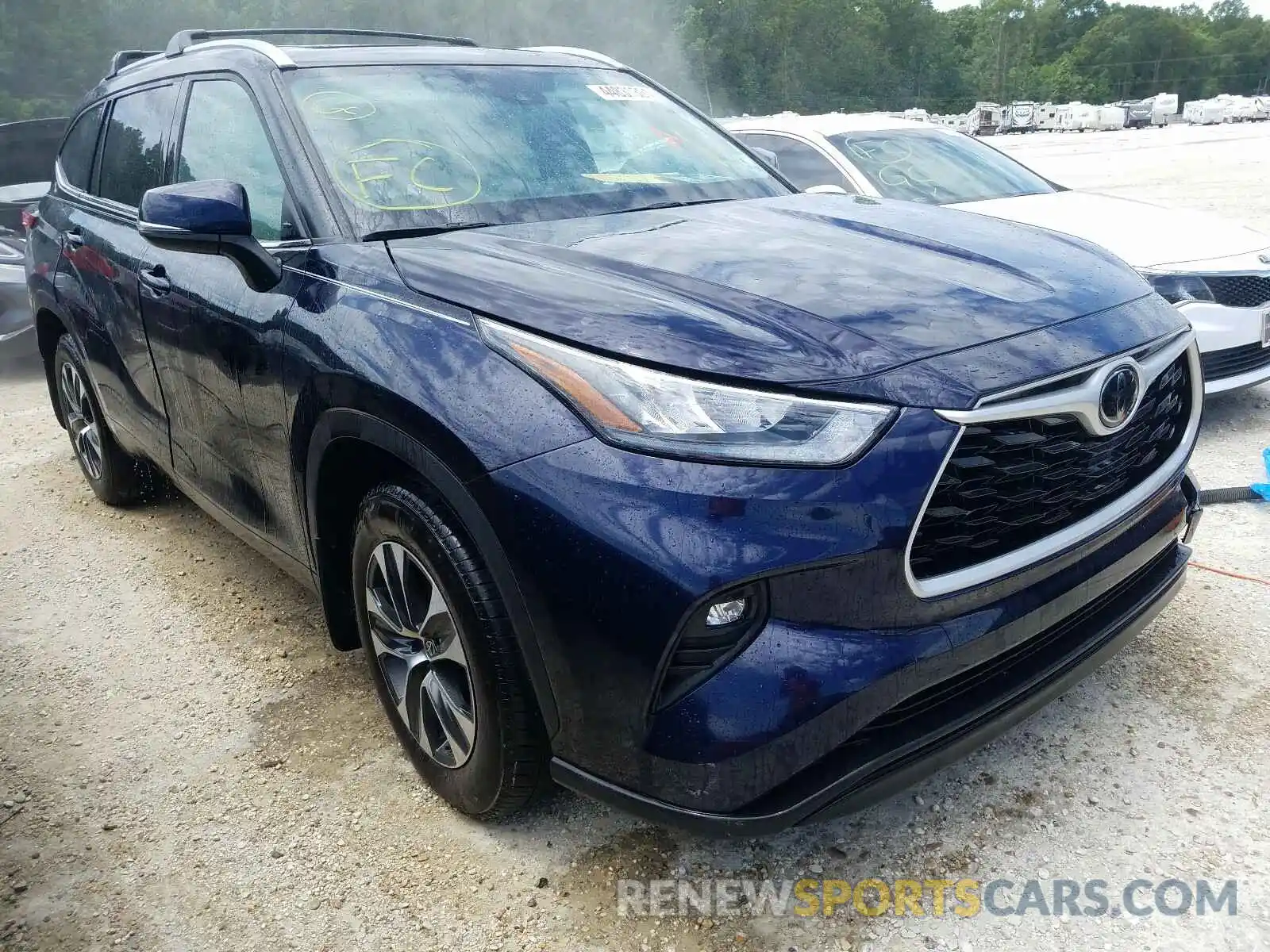 1 Photograph of a damaged car 5TDGZRAH7LS004450 TOYOTA HIGHLANDER 2020