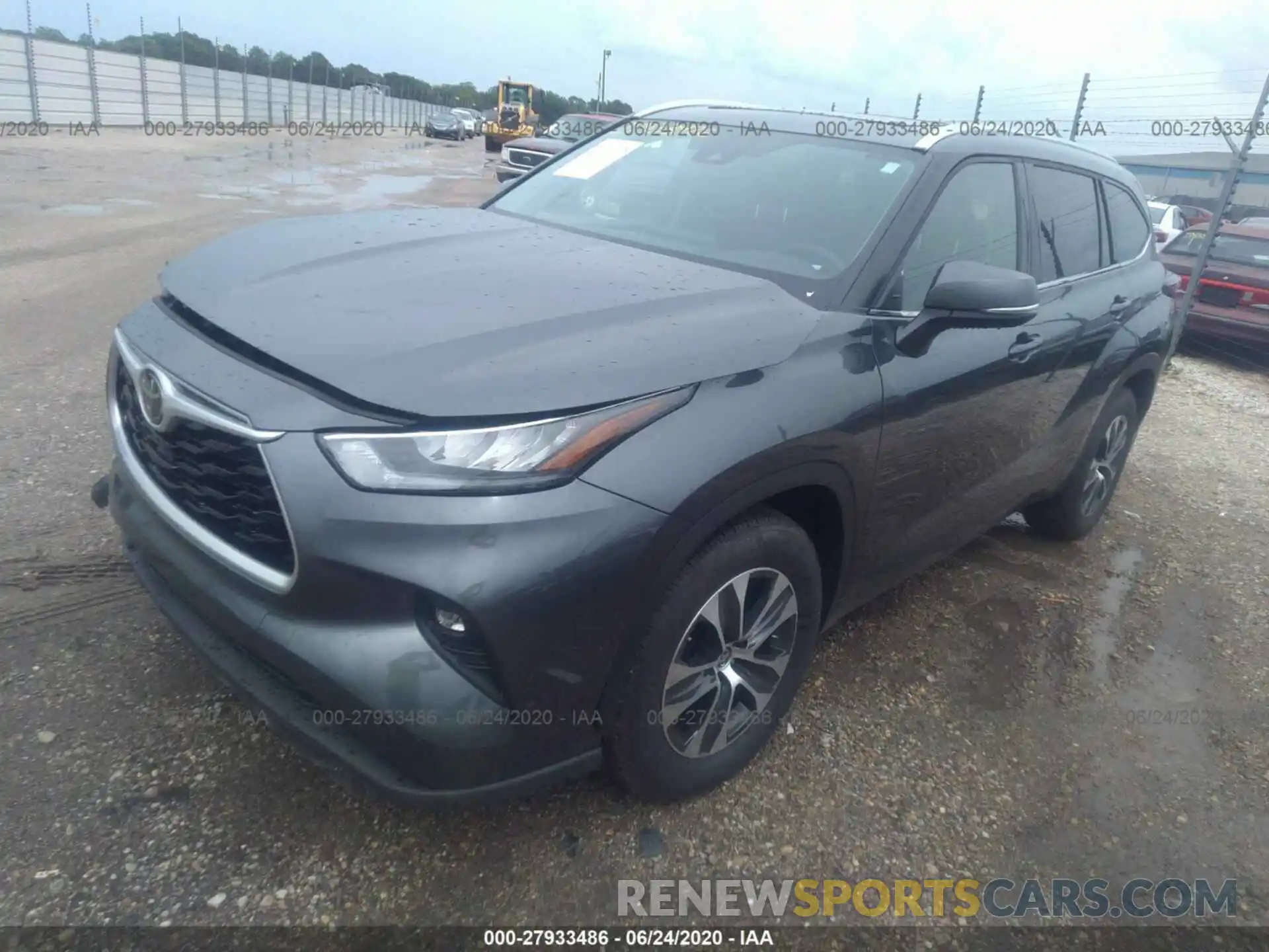 2 Photograph of a damaged car 5TDGZRAH7LS005744 TOYOTA HIGHLANDER 2020