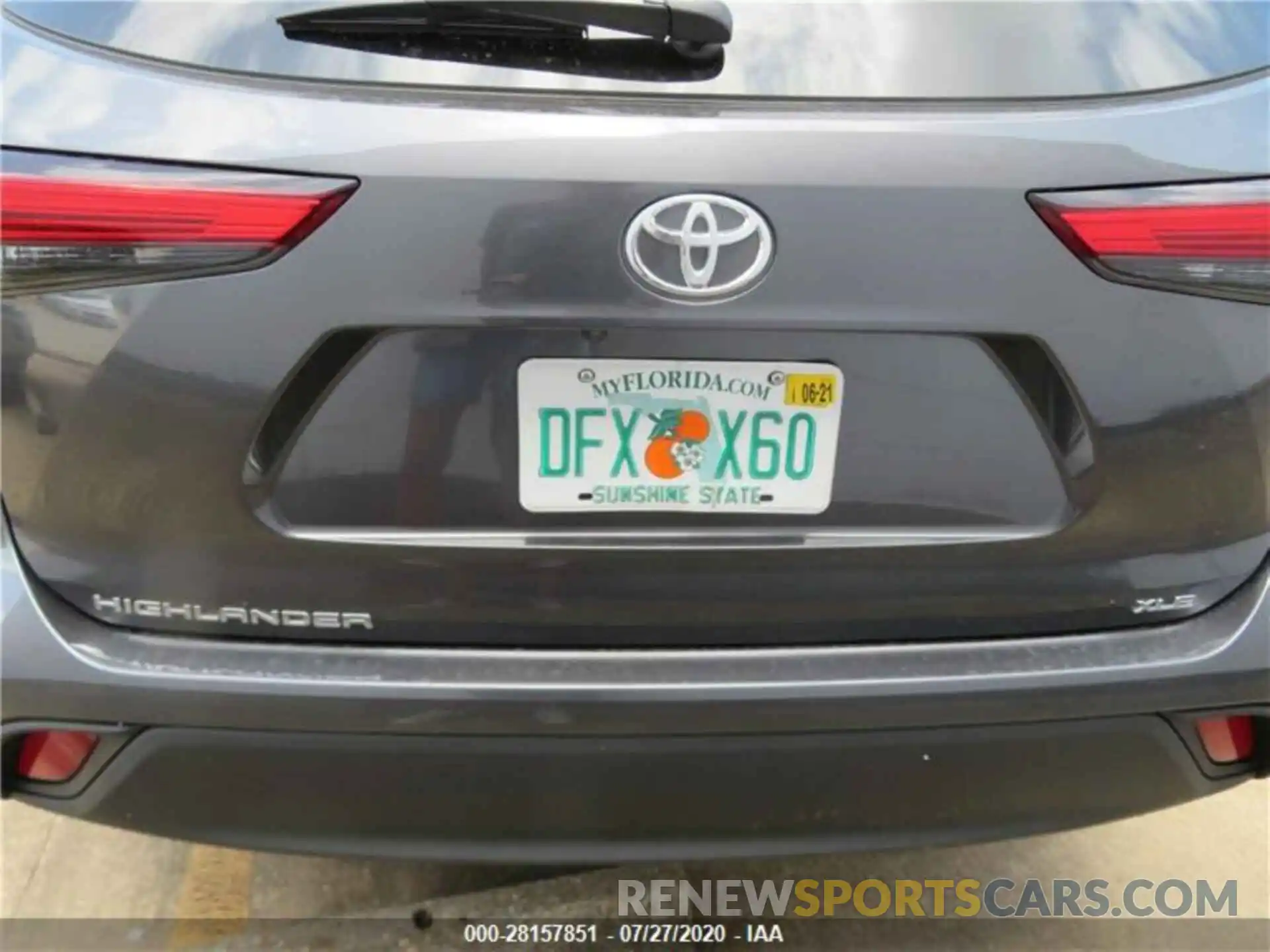 5 Photograph of a damaged car 5TDGZRAH7LS005789 TOYOTA HIGHLANDER 2020