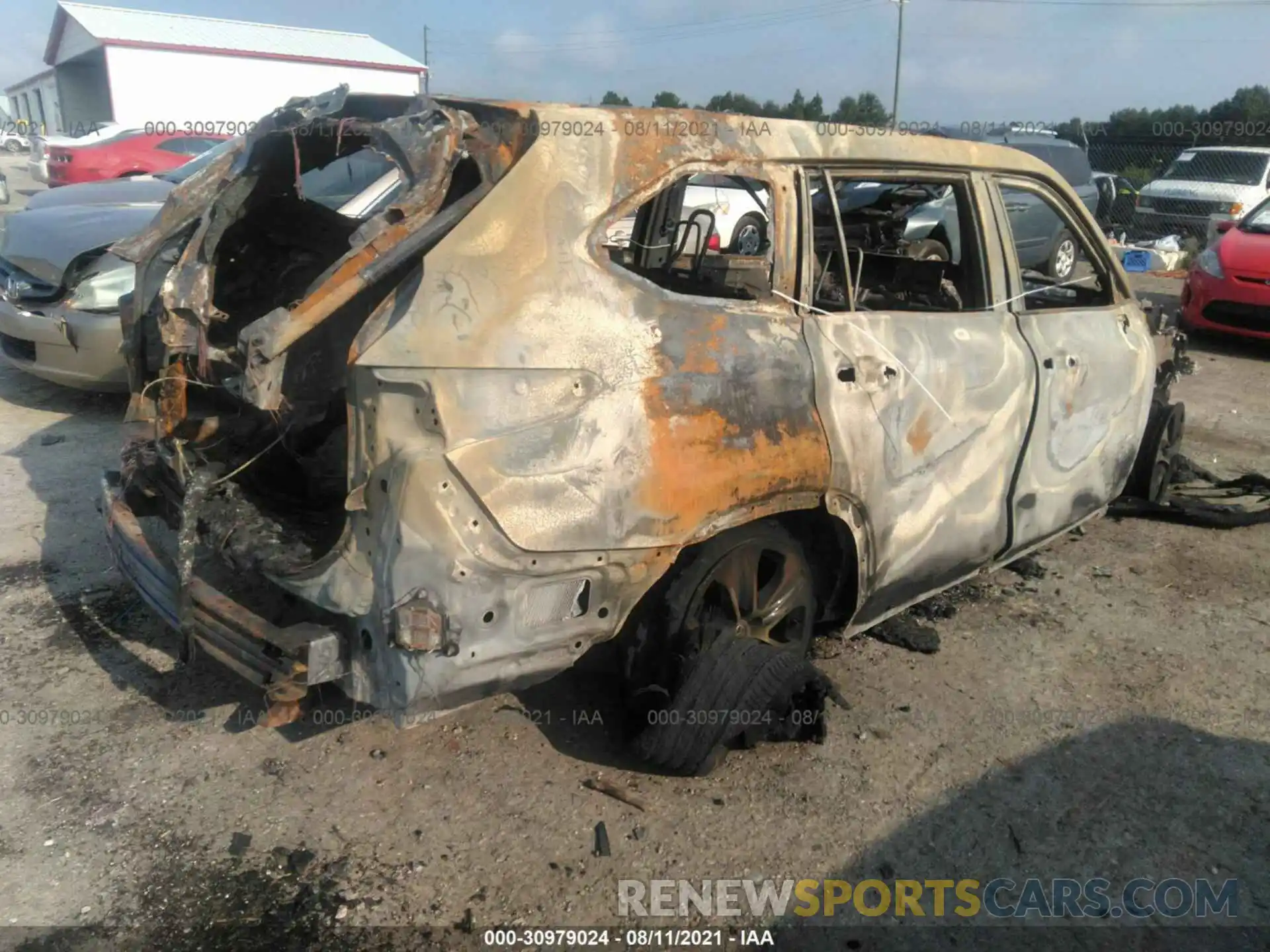 4 Photograph of a damaged car 5TDGZRAH7LS029560 TOYOTA HIGHLANDER 2020