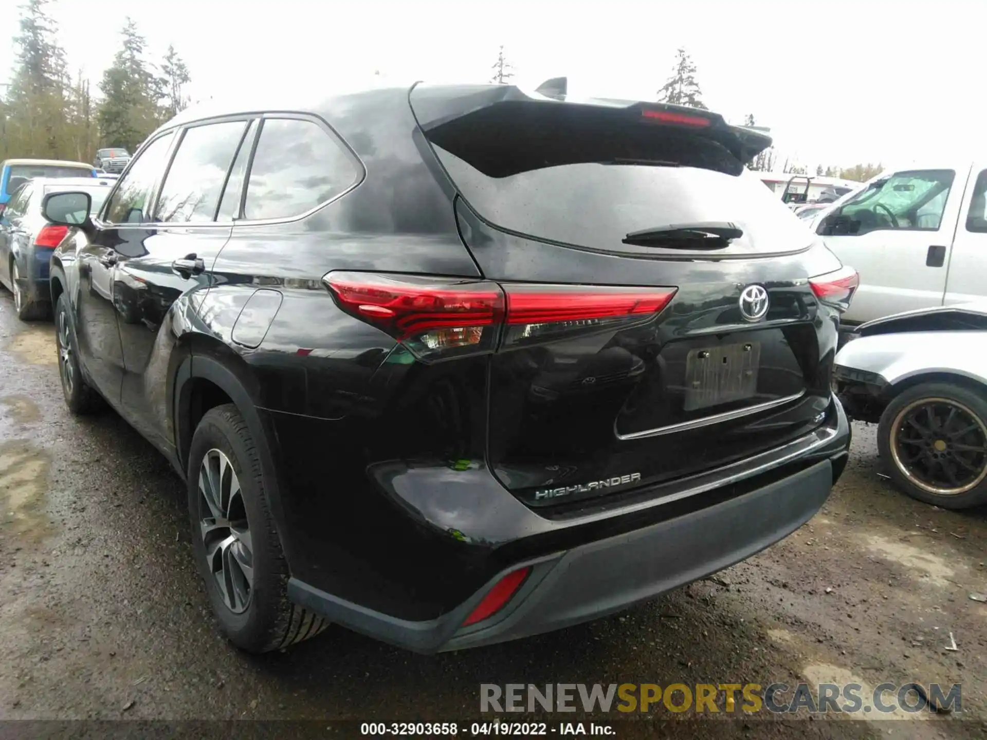 3 Photograph of a damaged car 5TDGZRAH7LS505449 TOYOTA HIGHLANDER 2020