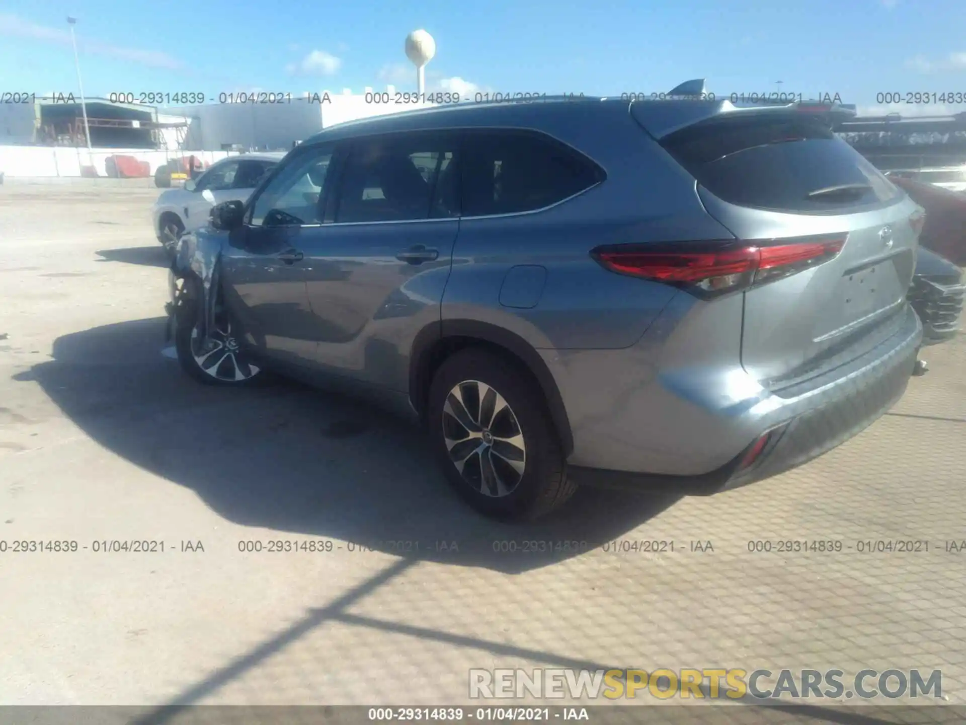 3 Photograph of a damaged car 5TDGZRAH8LS009561 TOYOTA HIGHLANDER 2020