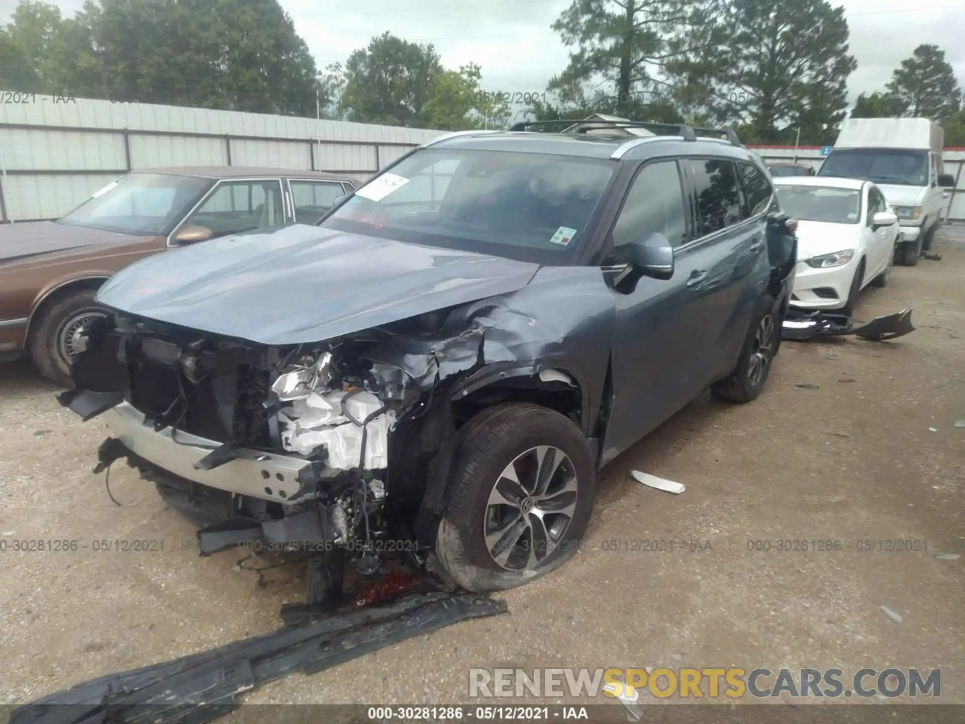 6 Photograph of a damaged car 5TDGZRAH8LS013688 TOYOTA HIGHLANDER 2020