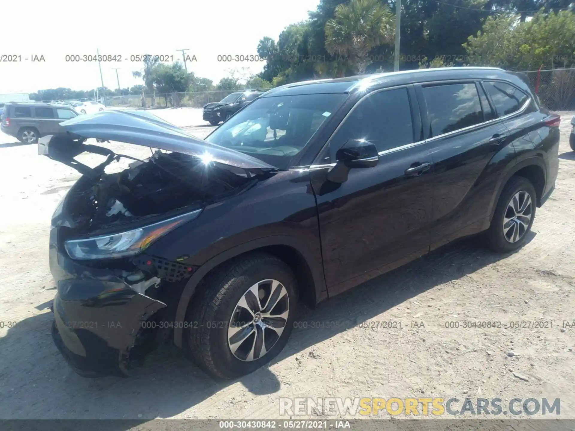 2 Photograph of a damaged car 5TDGZRAH8LS020012 TOYOTA HIGHLANDER 2020