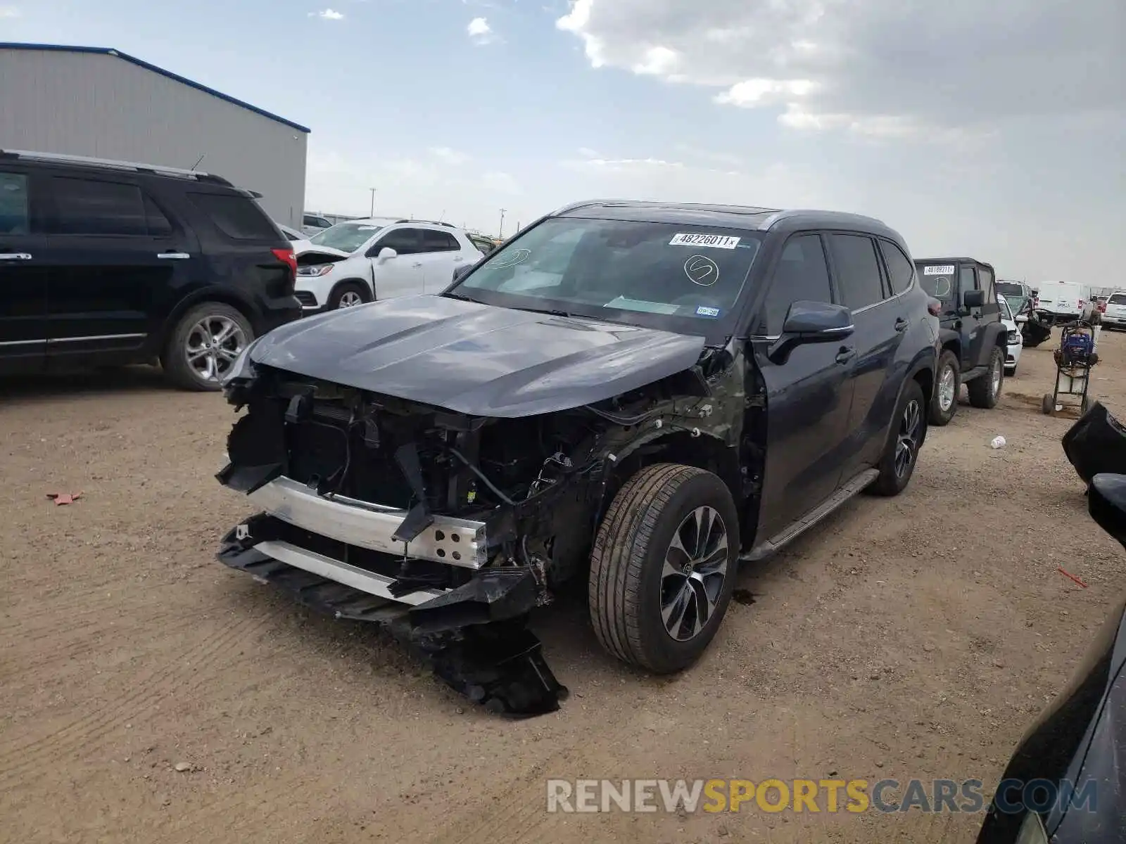 2 Photograph of a damaged car 5TDGZRAH8LS025288 TOYOTA HIGHLANDER 2020