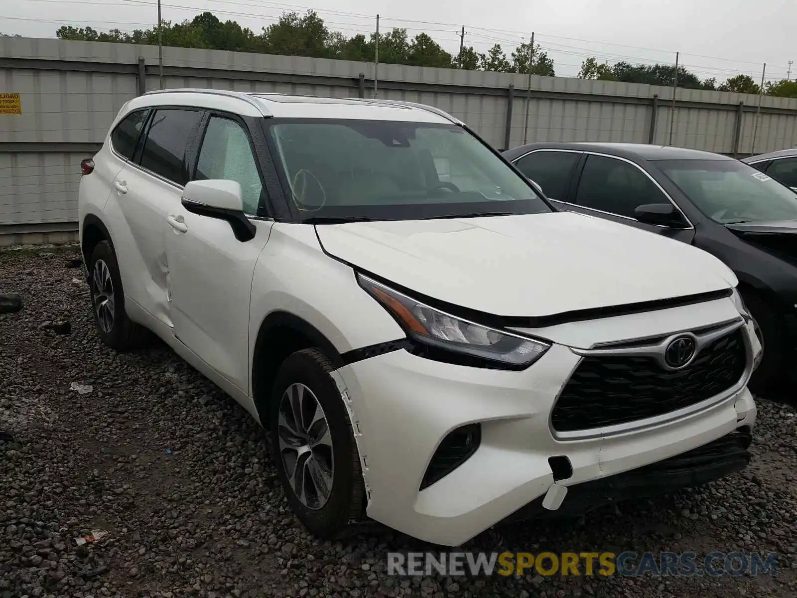 1 Photograph of a damaged car 5TDGZRAH8LS501913 TOYOTA HIGHLANDER 2020