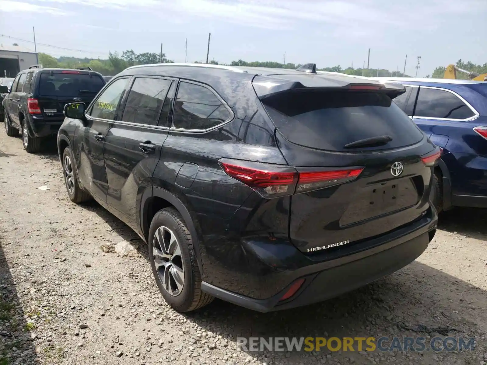 3 Photograph of a damaged car 5TDGZRAH8LS502303 TOYOTA HIGHLANDER 2020