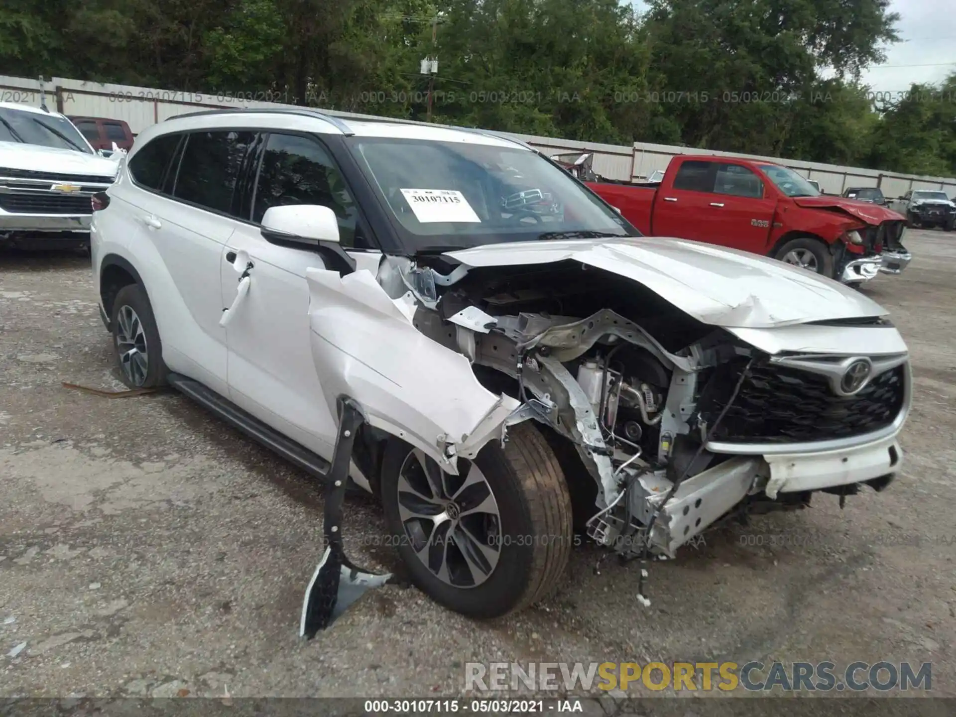 1 Photograph of a damaged car 5TDGZRAH8LS503676 TOYOTA HIGHLANDER 2020