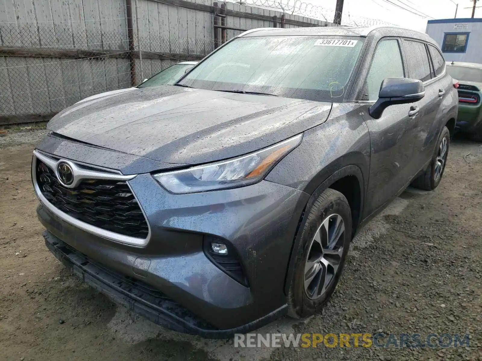 2 Photograph of a damaged car 5TDGZRAH8LS504844 TOYOTA HIGHLANDER 2020