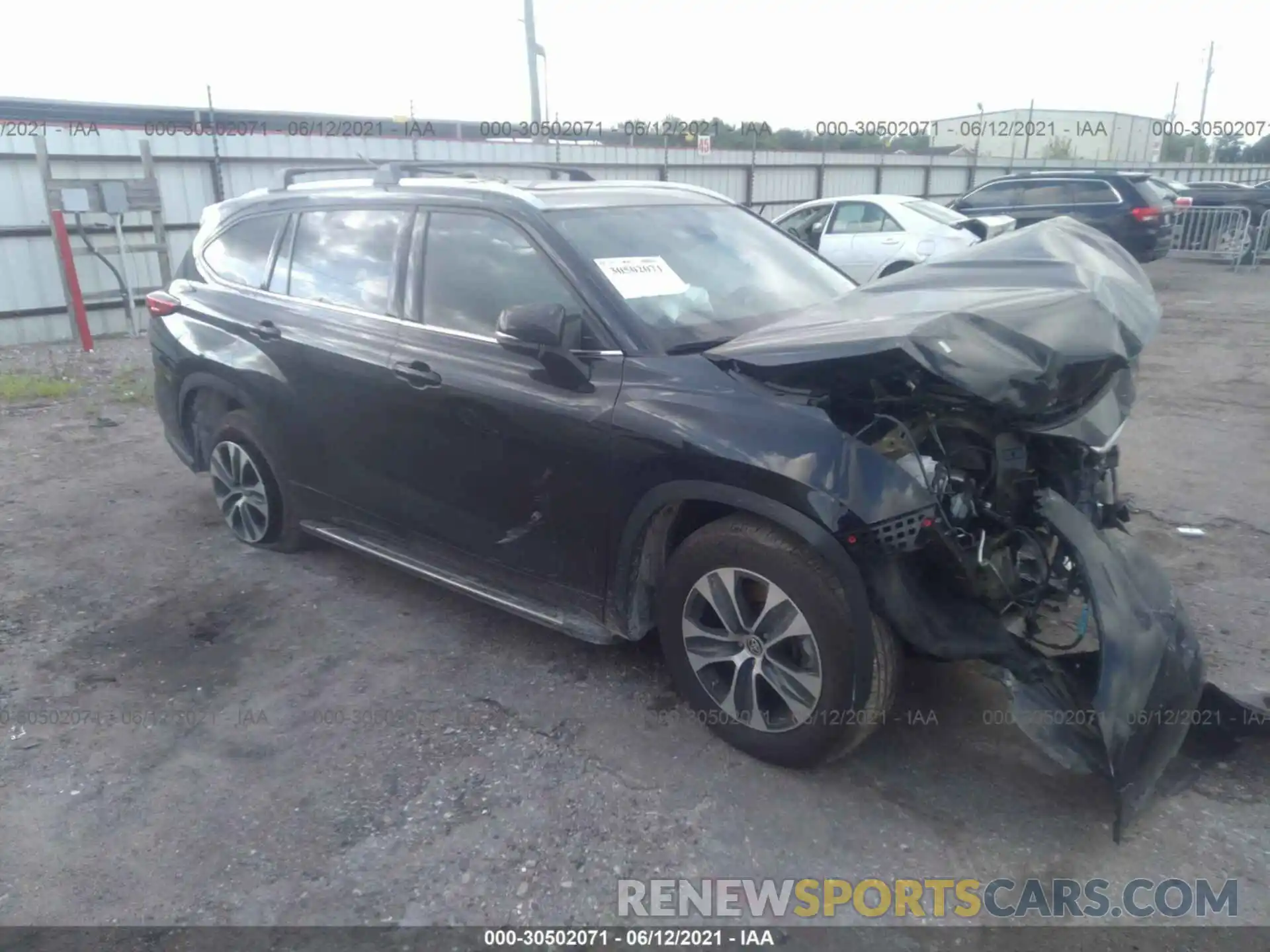 1 Photograph of a damaged car 5TDGZRAH8LS510644 TOYOTA HIGHLANDER 2020