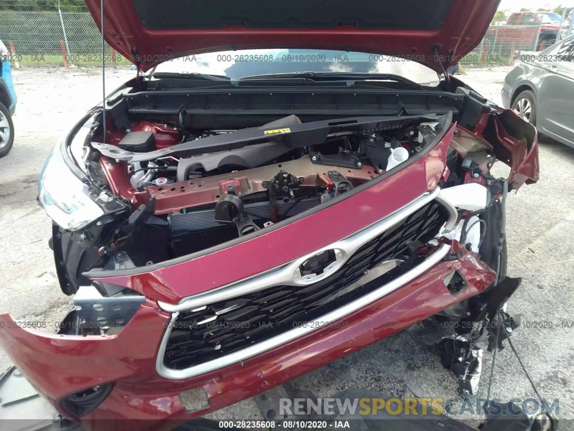 10 Photograph of a damaged car 5TDGZRAH9LS003493 TOYOTA HIGHLANDER 2020