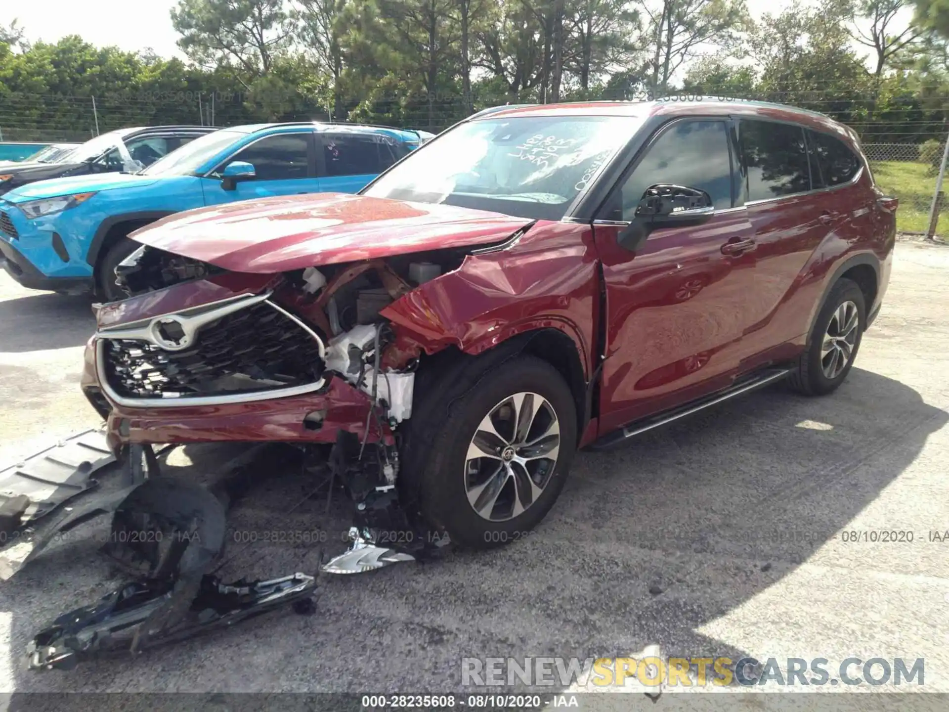 2 Photograph of a damaged car 5TDGZRAH9LS003493 TOYOTA HIGHLANDER 2020