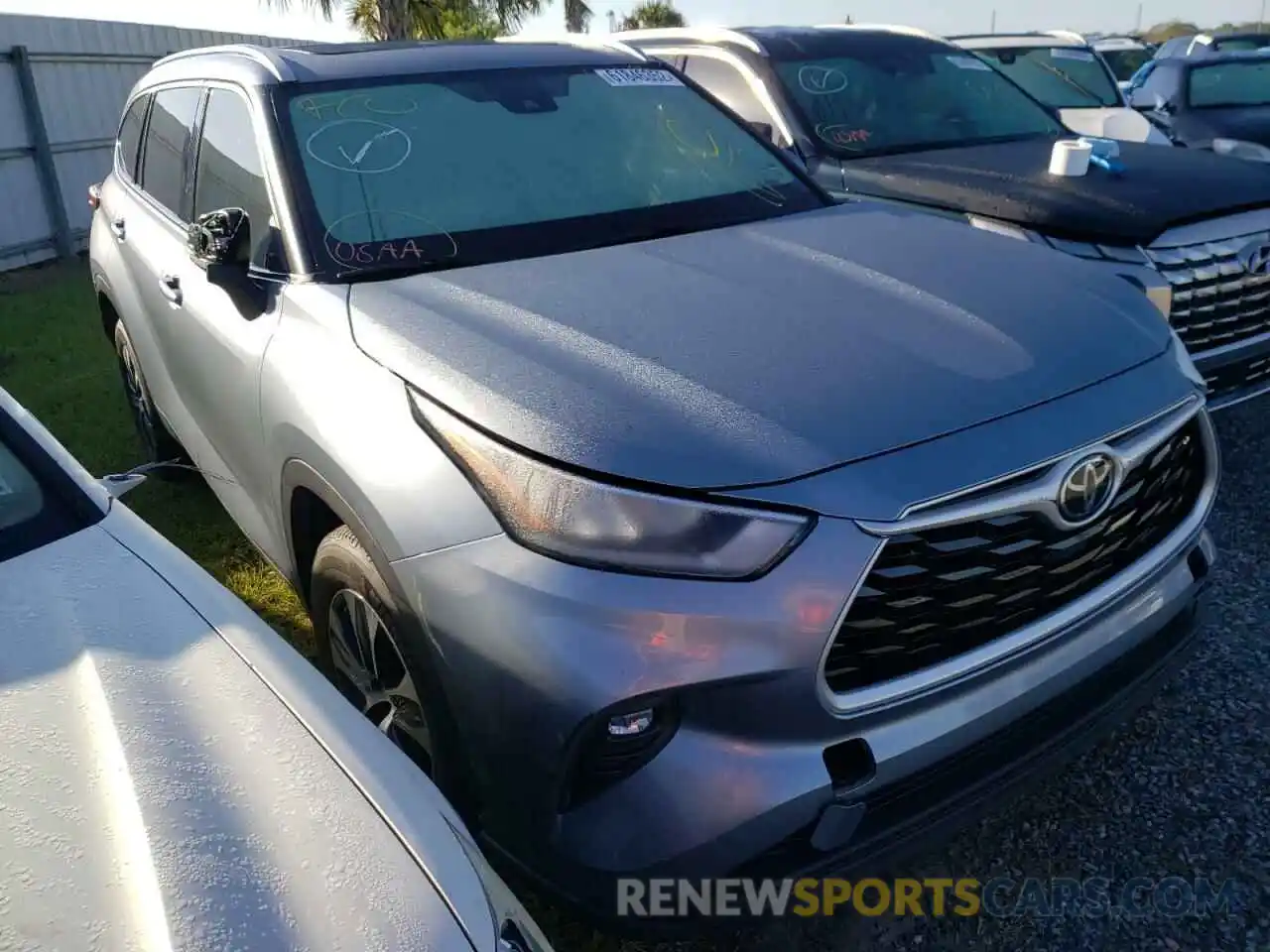 1 Photograph of a damaged car 5TDGZRAH9LS008421 TOYOTA HIGHLANDER 2020