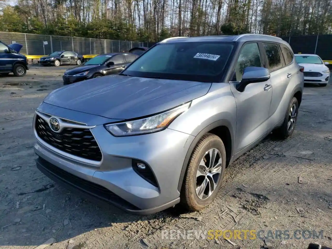 2 Photograph of a damaged car 5TDGZRAH9LS010041 TOYOTA HIGHLANDER 2020